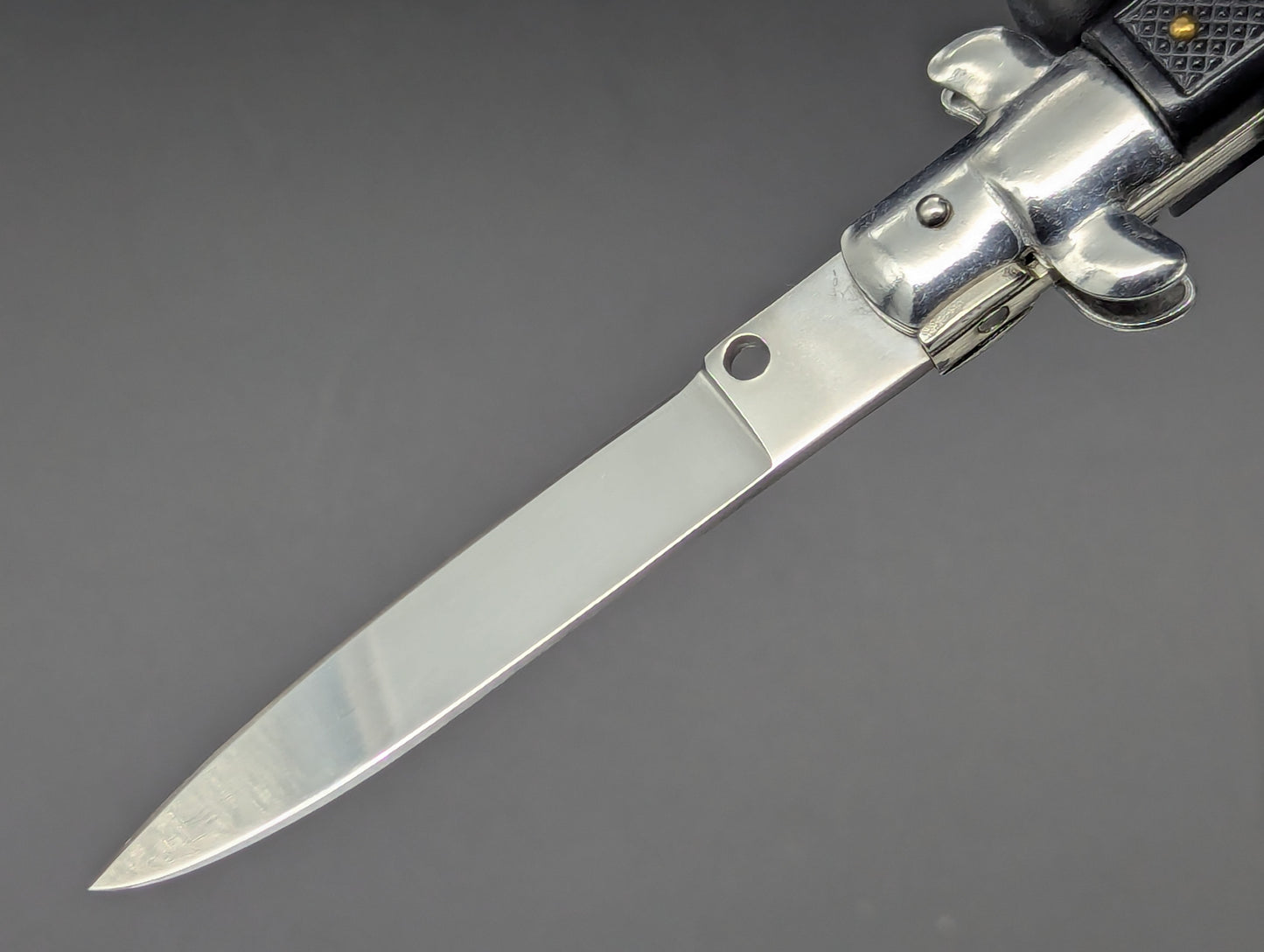 8.25" VINTAGE MOLETTA CHECKERED GERMAN STILETTO