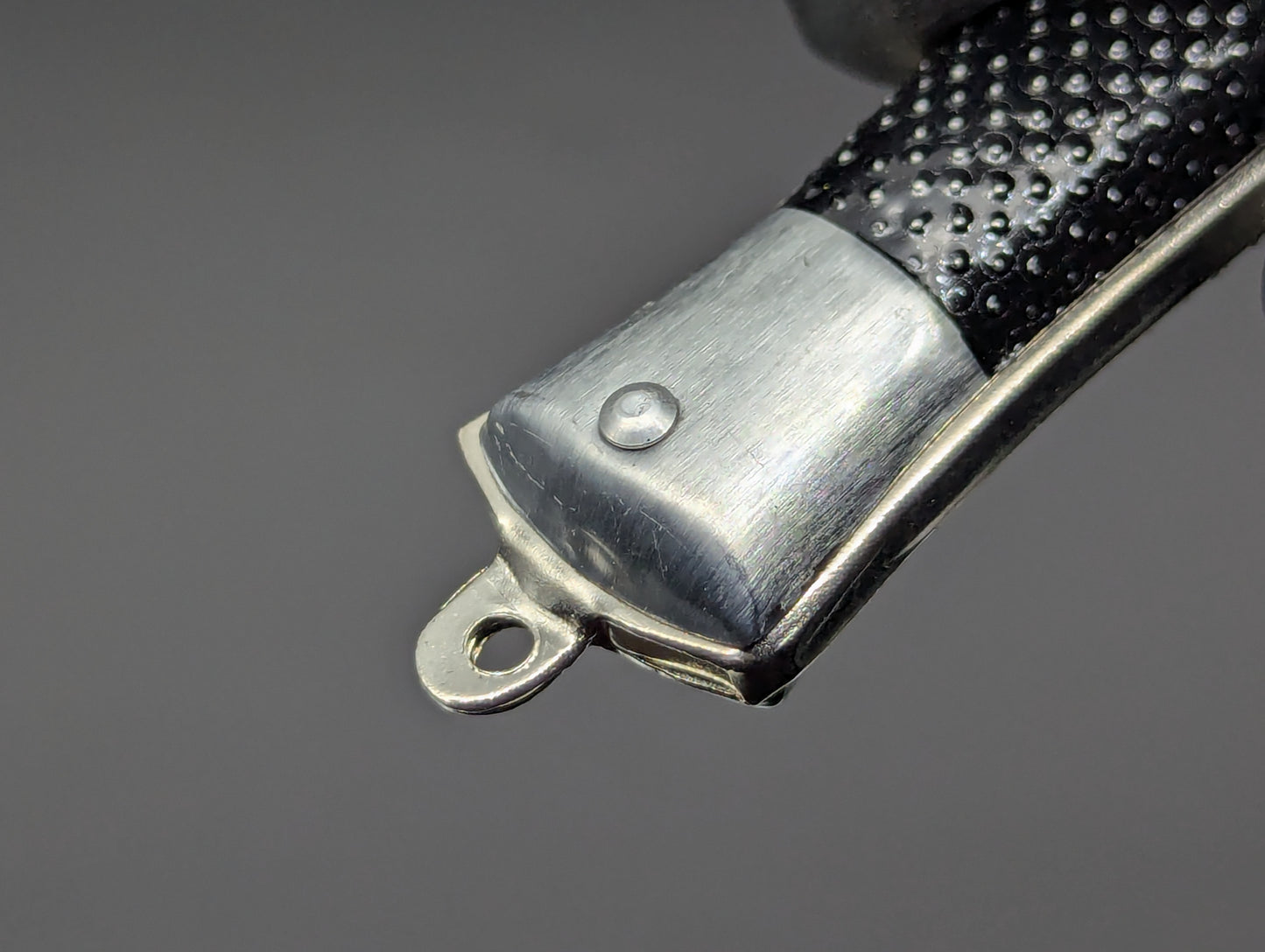 NOS 80's VINTAGE HONG KONG SWITCHBLADE COMB