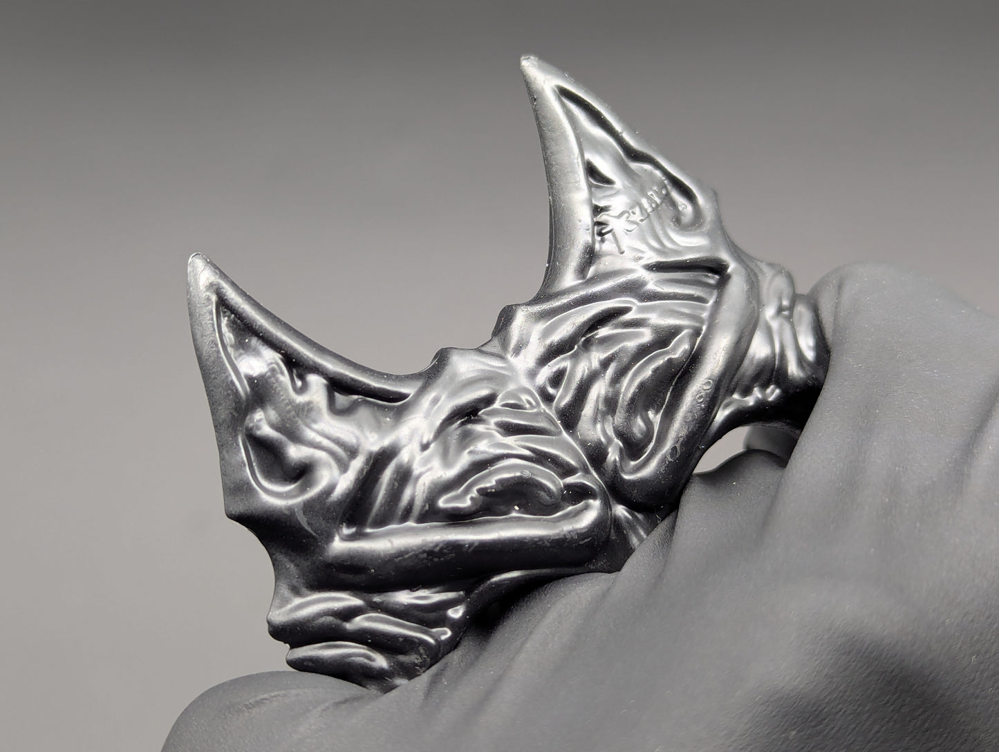 BLACK ABS WEREWOLF SELF DEFENSE KEYRING