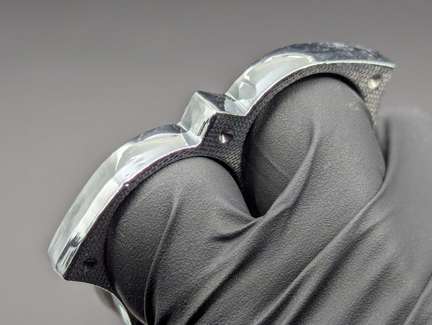 SMALL 2FK KNUCKLE DUSTER w/ LANYARD