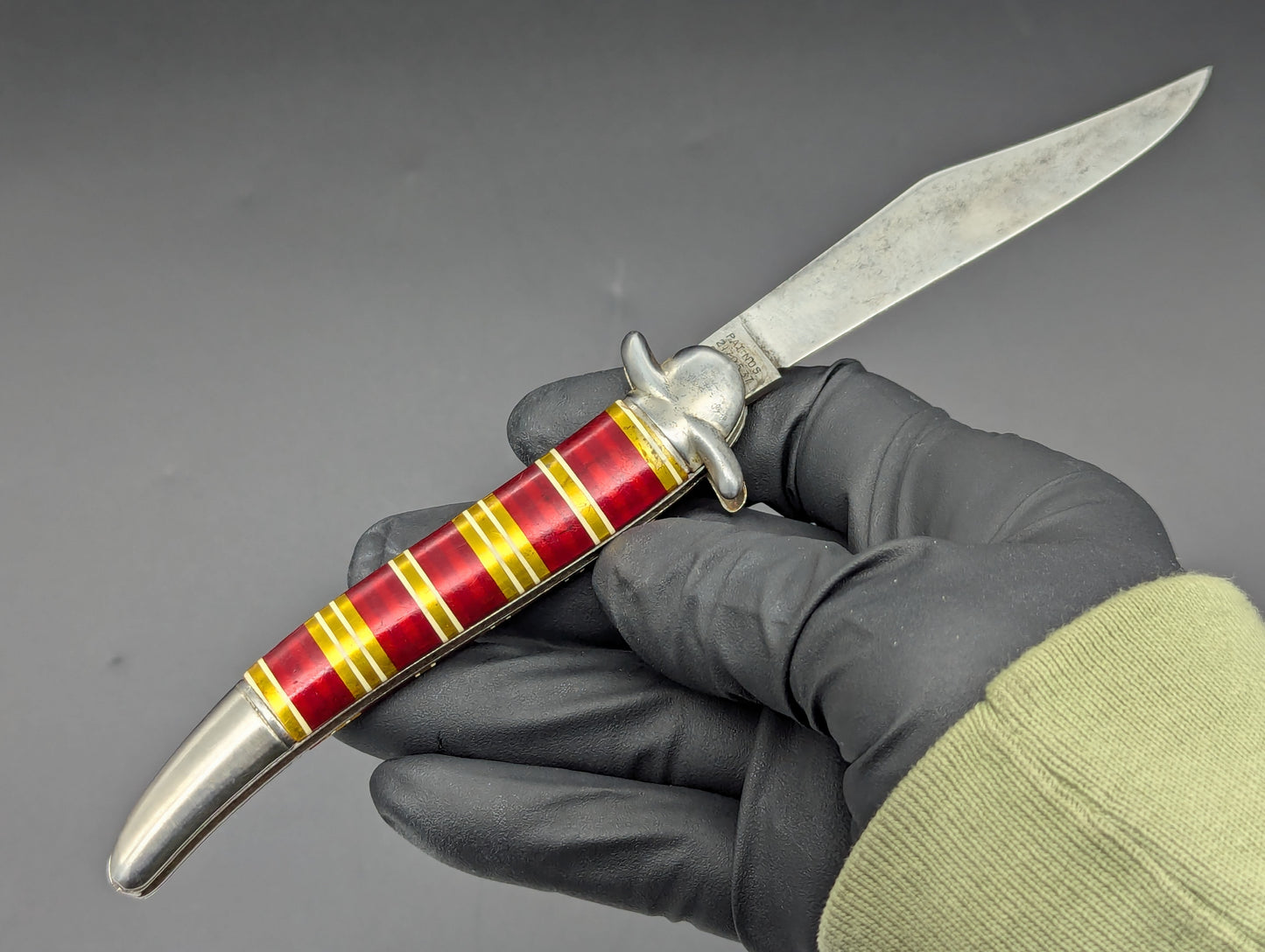 ANTIQUE IMPERIAL FIXED GUARD CANDY STRIPE SWITCHBLADE KNIFE