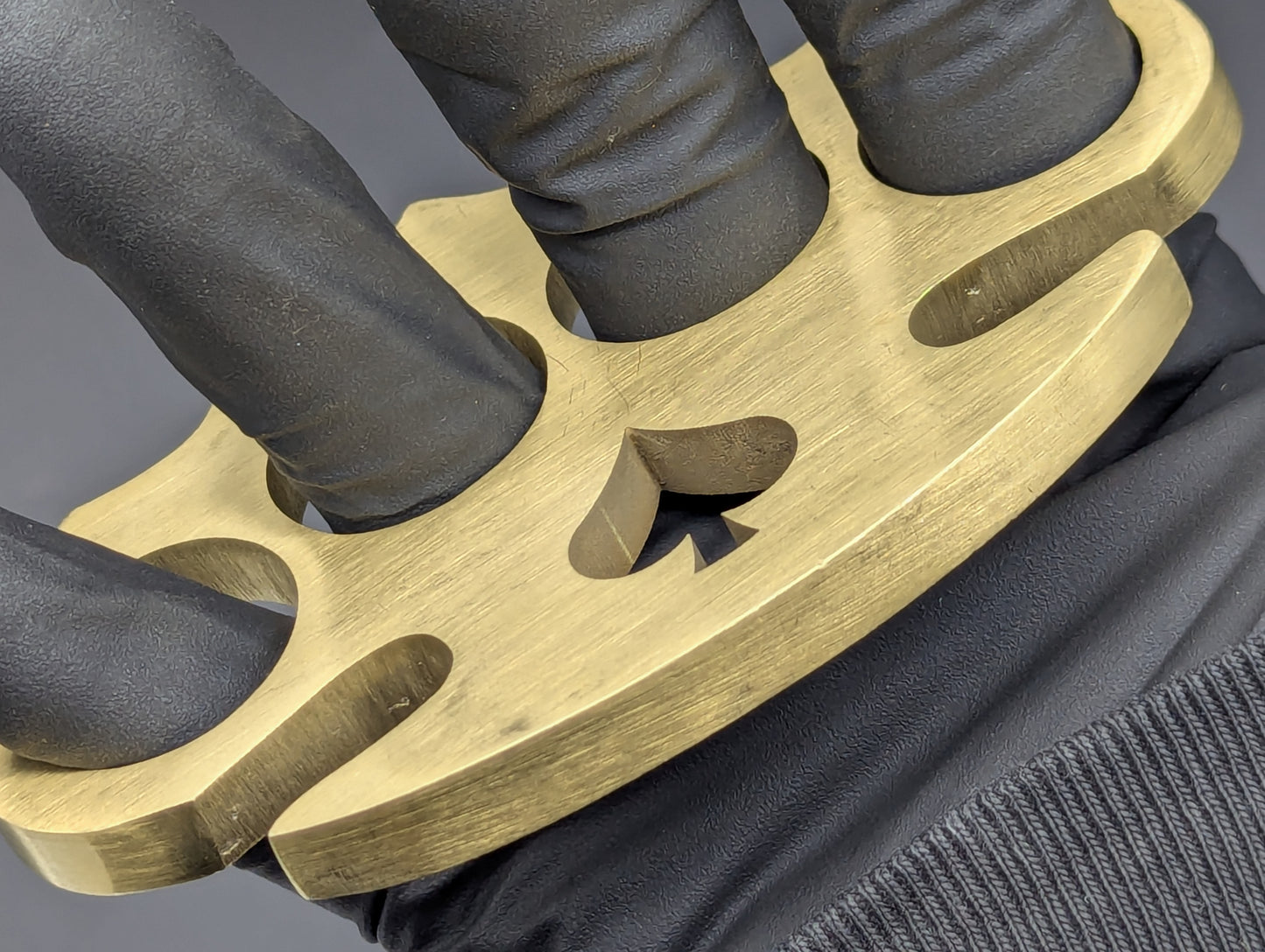 SPIKED SPADE SOLID BRASS KNUCKLE
