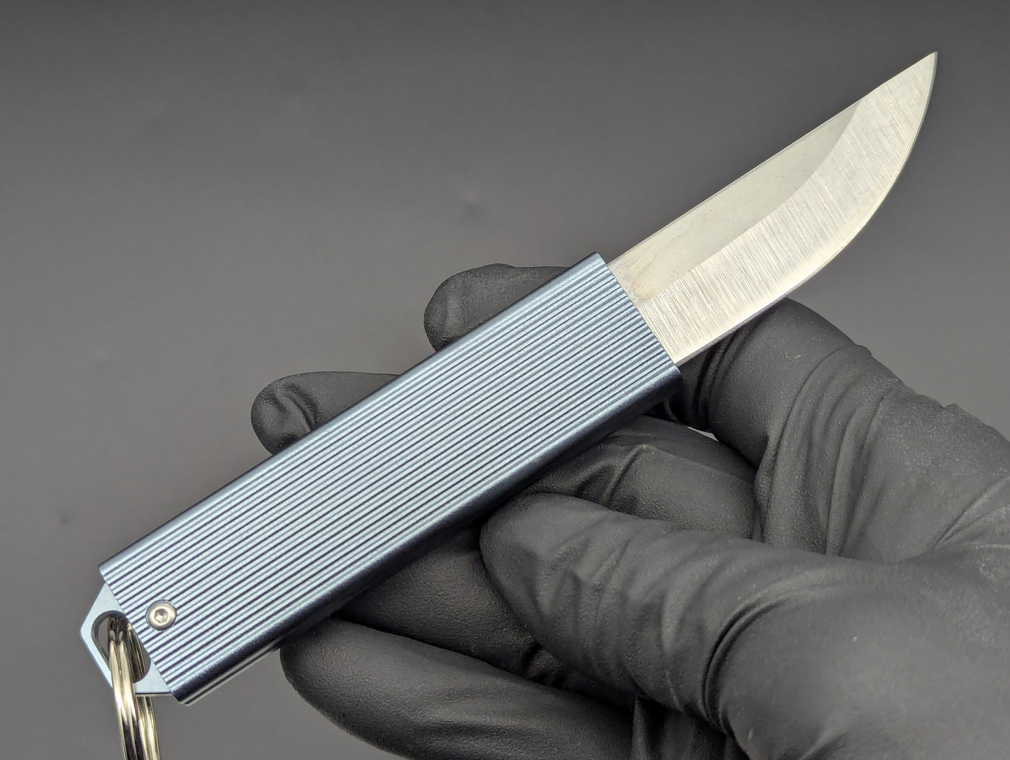 EDC D2 KEYRING GRAVITY UTILITY KNIFE GREY