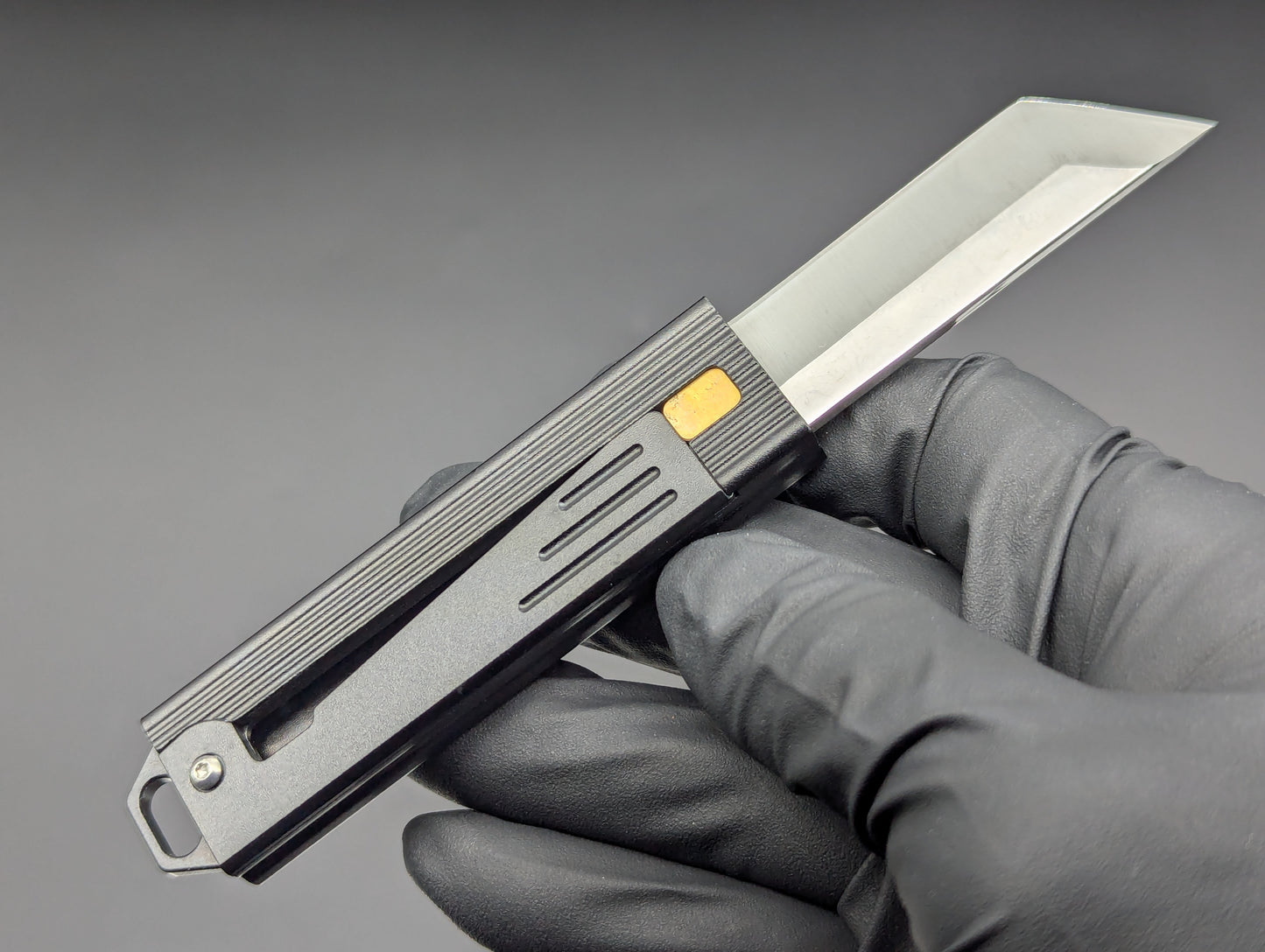 BLACK D2 MINI GRAVITY KNIFE KEYRING TANTO