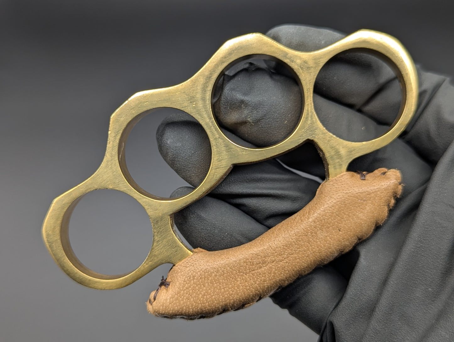 BRASS SQUARE TOP BRASS KNUCKLE w/ LEATHER ROCKER