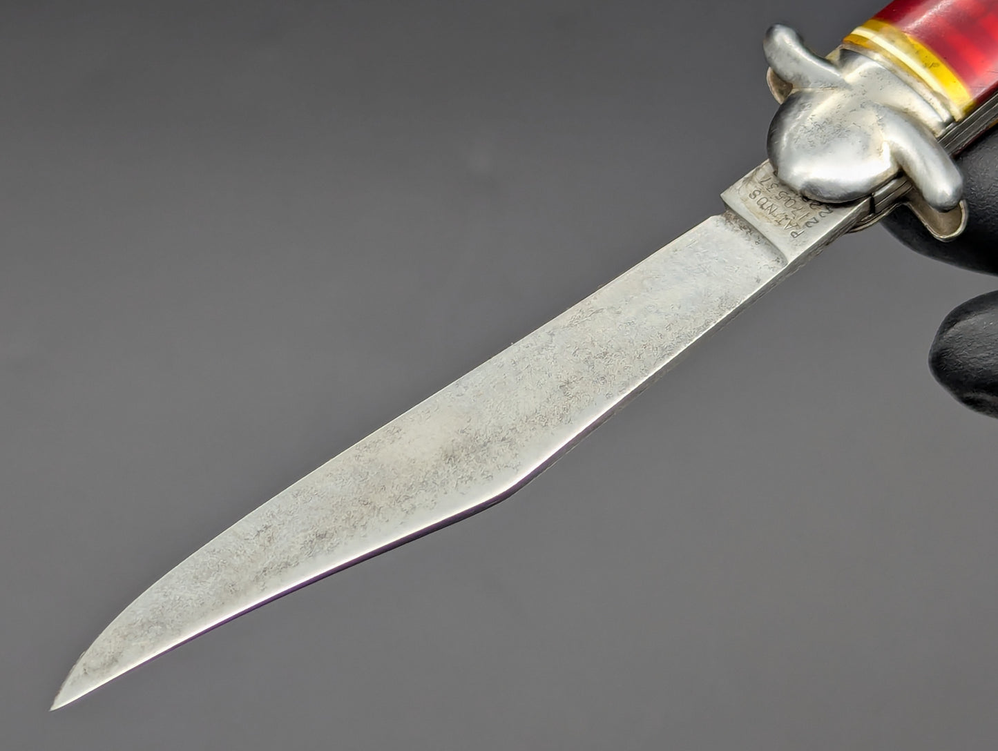 ANTIQUE IMPERIAL FIXED GUARD CANDY STRIPE SWITCHBLADE KNIFE