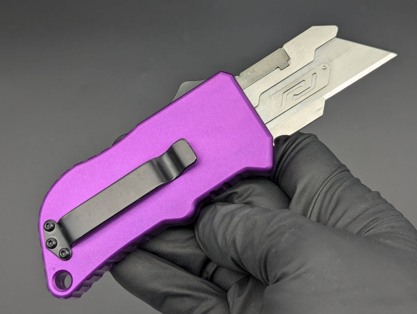 PURPLE DUAL ACTION OTF BOX CUTTER TEXTURED INLAY