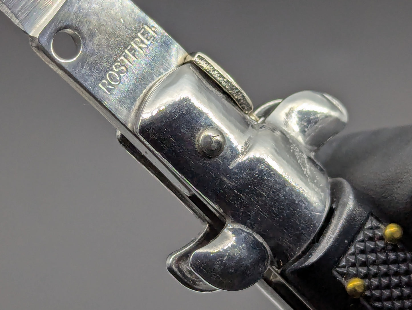 8.25" VINTAGE MOLETTA CHECKERED GERMAN STILETTO