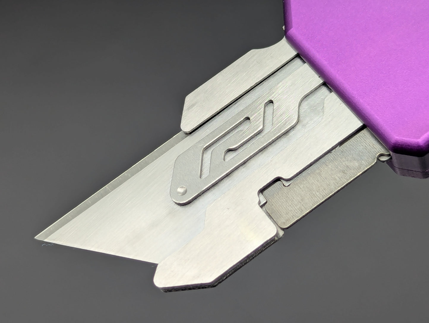 PURPLE DUAL ACTION OTF BOX CUTTER TEXTURED INLAY