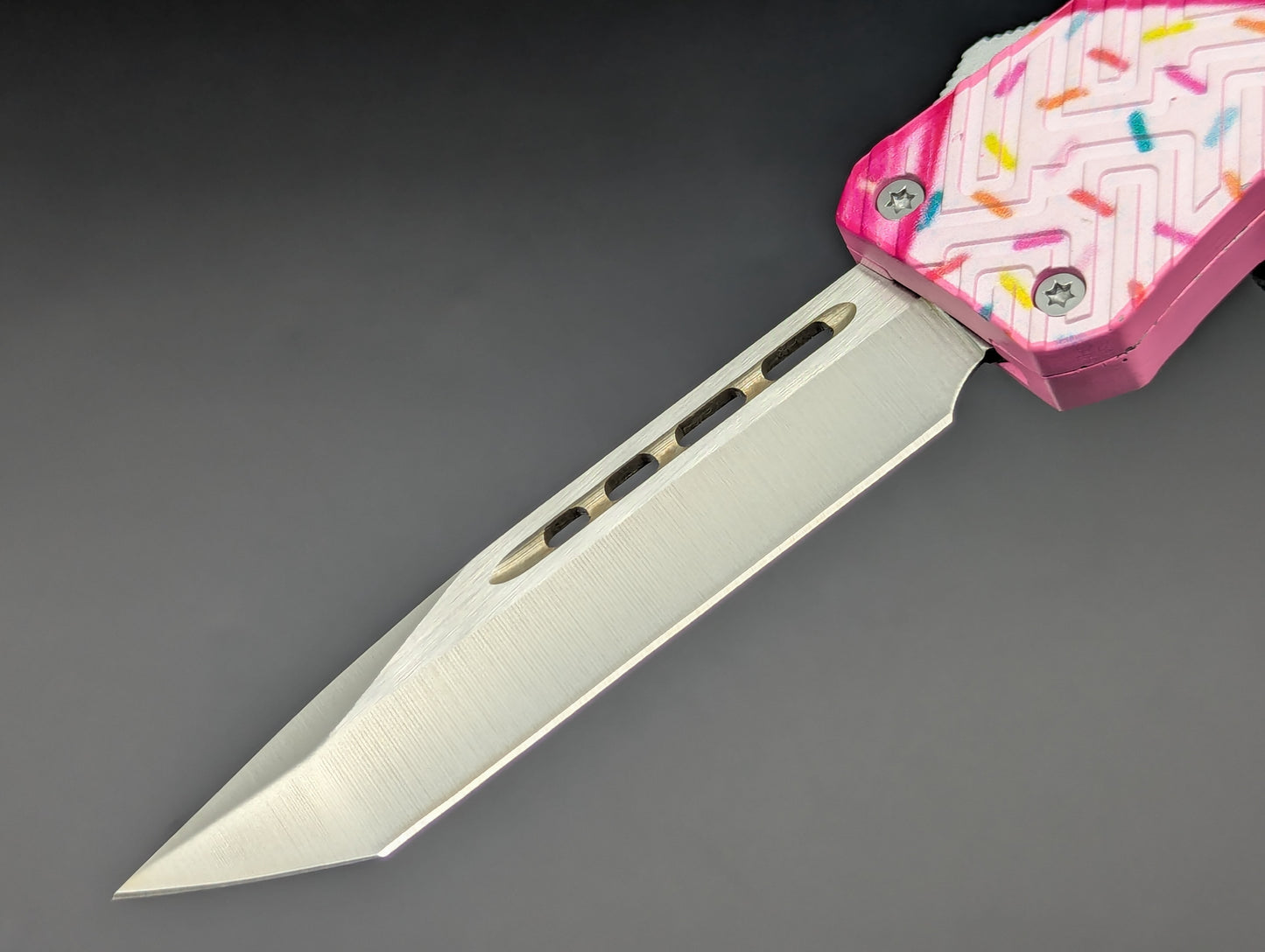 STRAWBERRY DRIP ICE CREAM SPRINKLES D/A OTF KNIFE