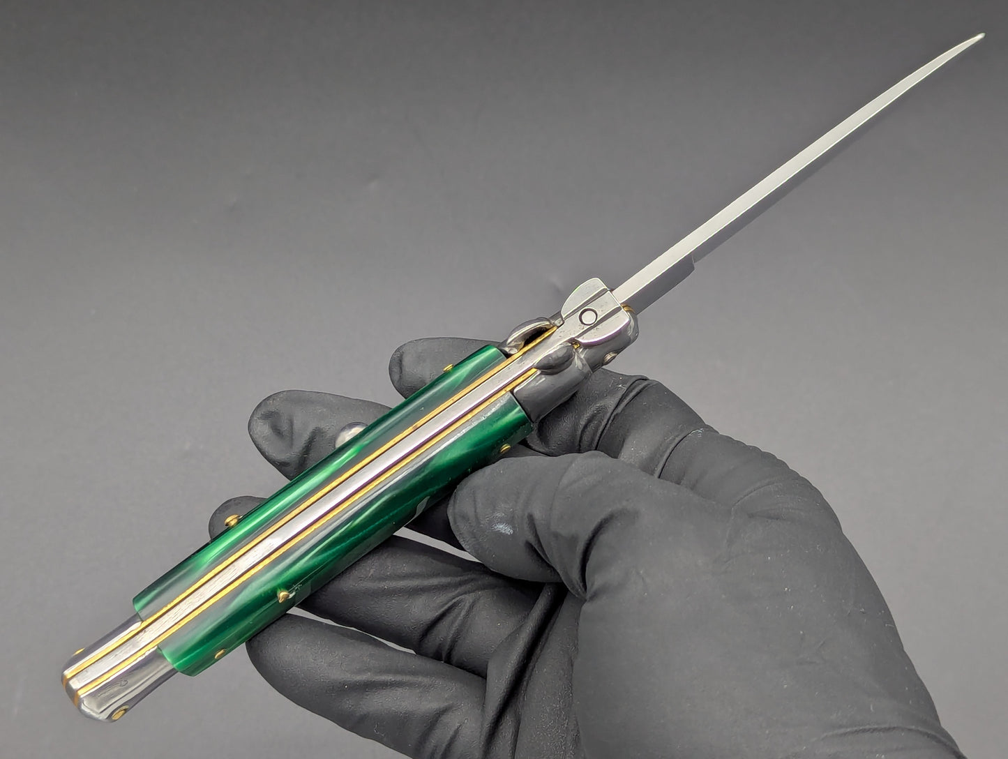 8" D.E.S. GARANTIE GREEN PEARLEX ITALIAN STILETTO