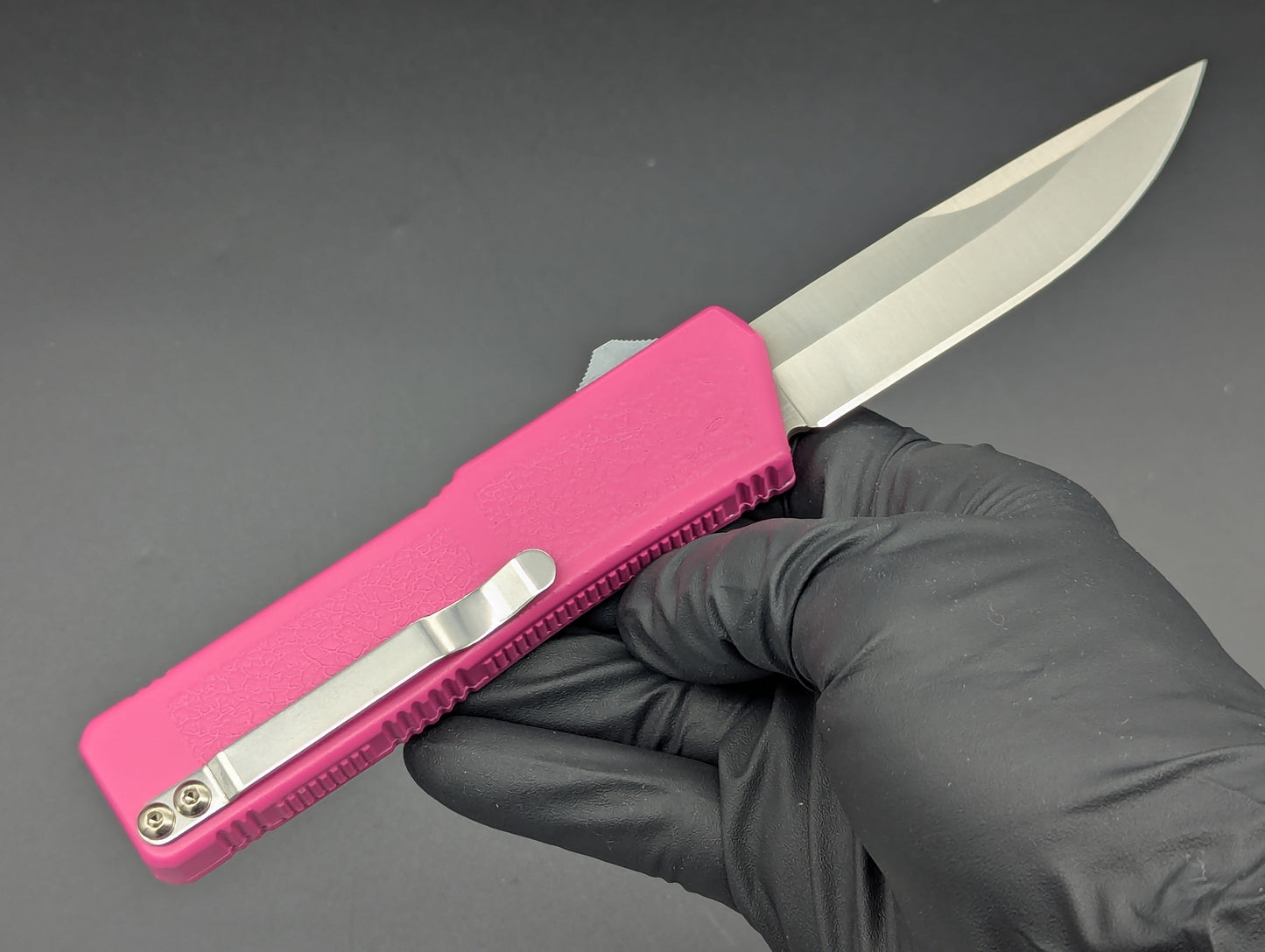 PINK LIGHTNING OTF STAINLESS PLAIN DROP POINT BLADE