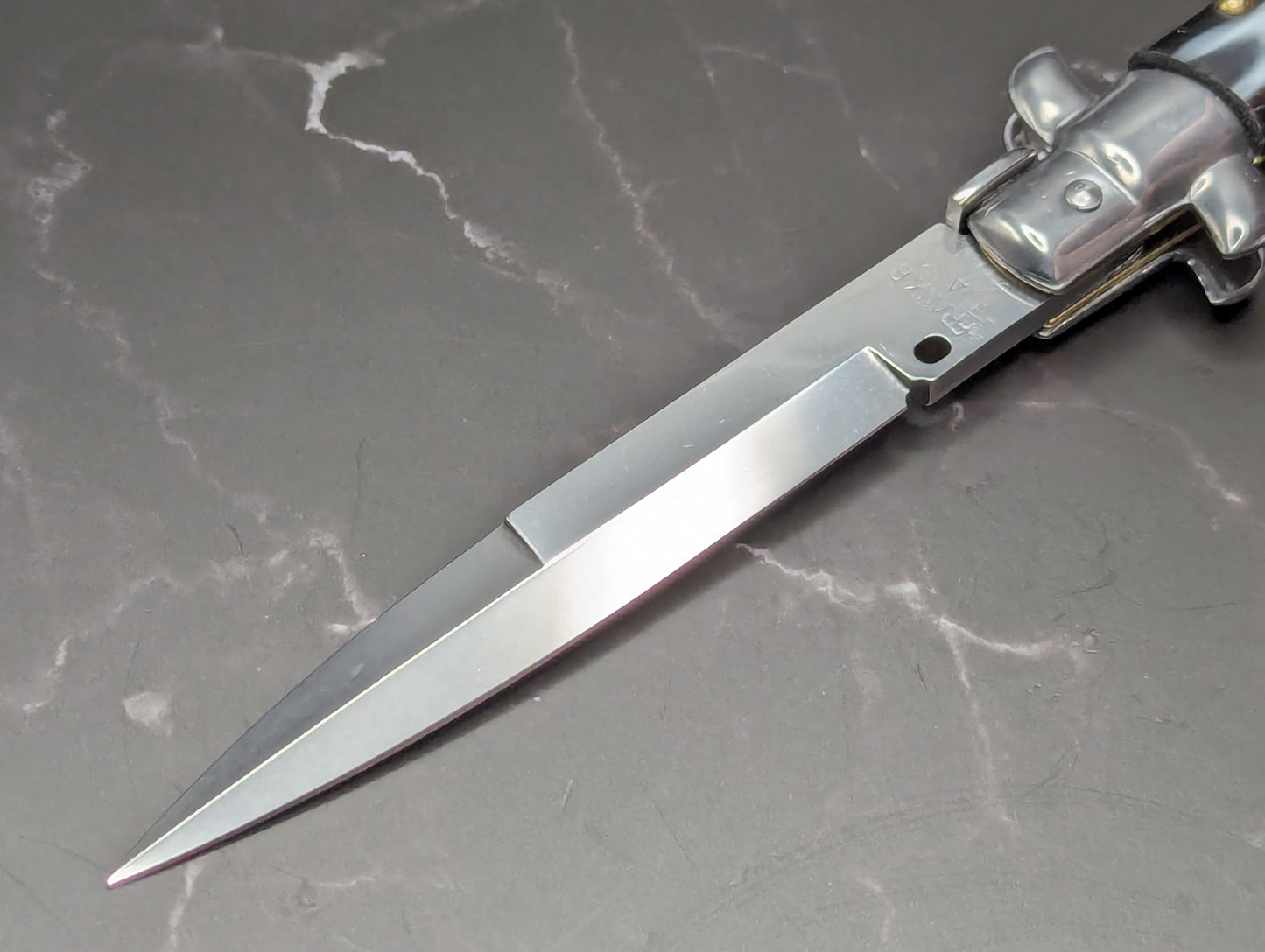 9" Frank Beltrame Faux Horn Scale Italian Stiletto Bayonet