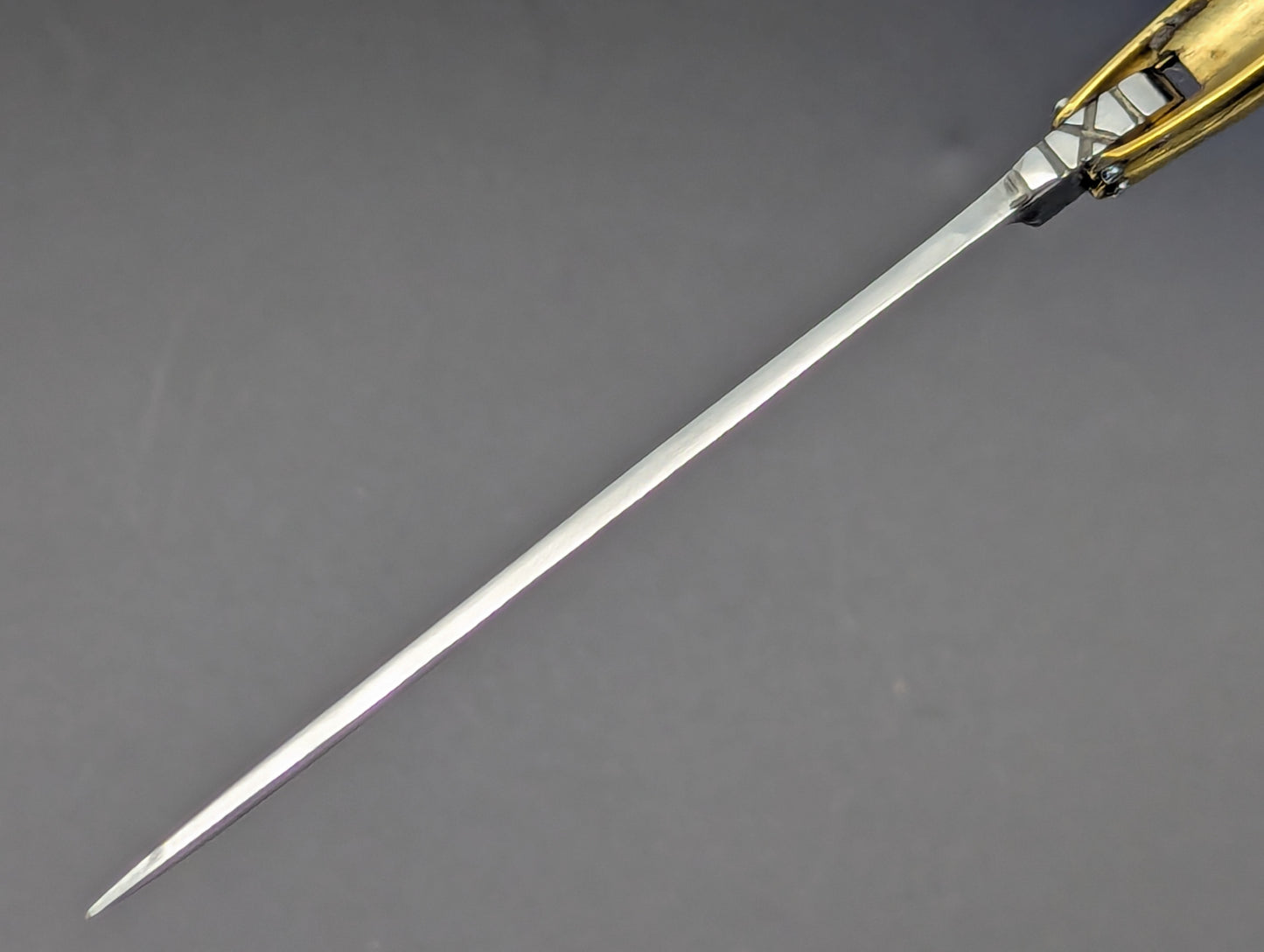 CLIP POINT FHM BRASS & STEEL BALISONG PEN KNIFE