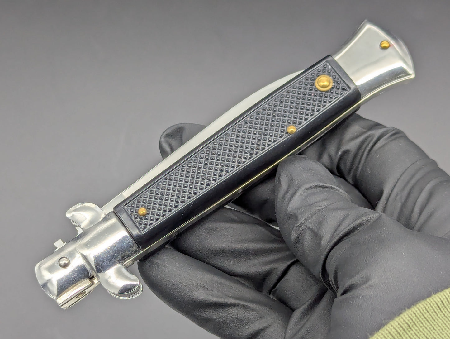 8.25" VINTAGE MOLETTA CHECKERED GERMAN STILETTO