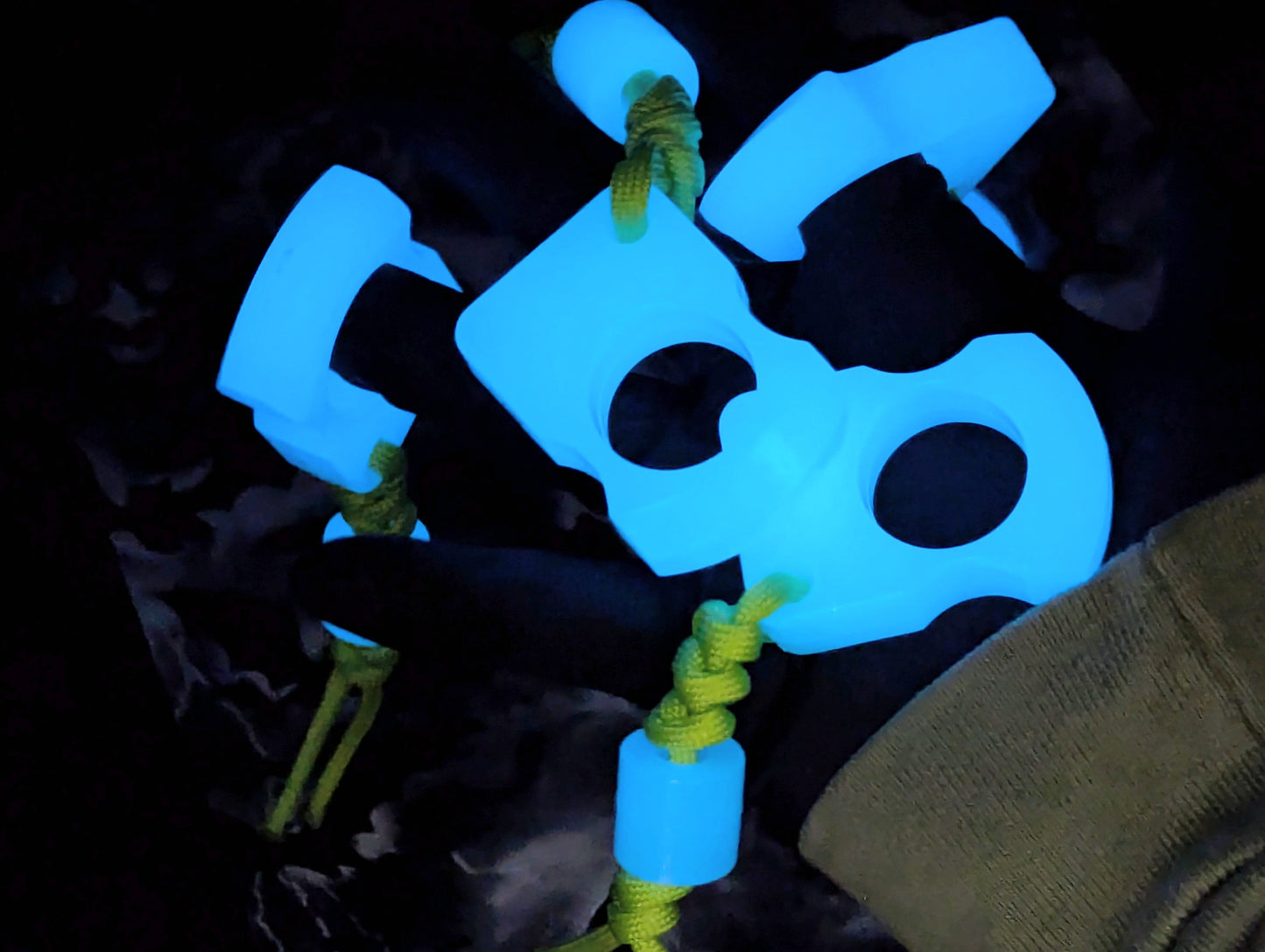 GLOW IN DARK BLUE RESIN "SFK" SINGLE FINGER KNUCKLE DUSTER