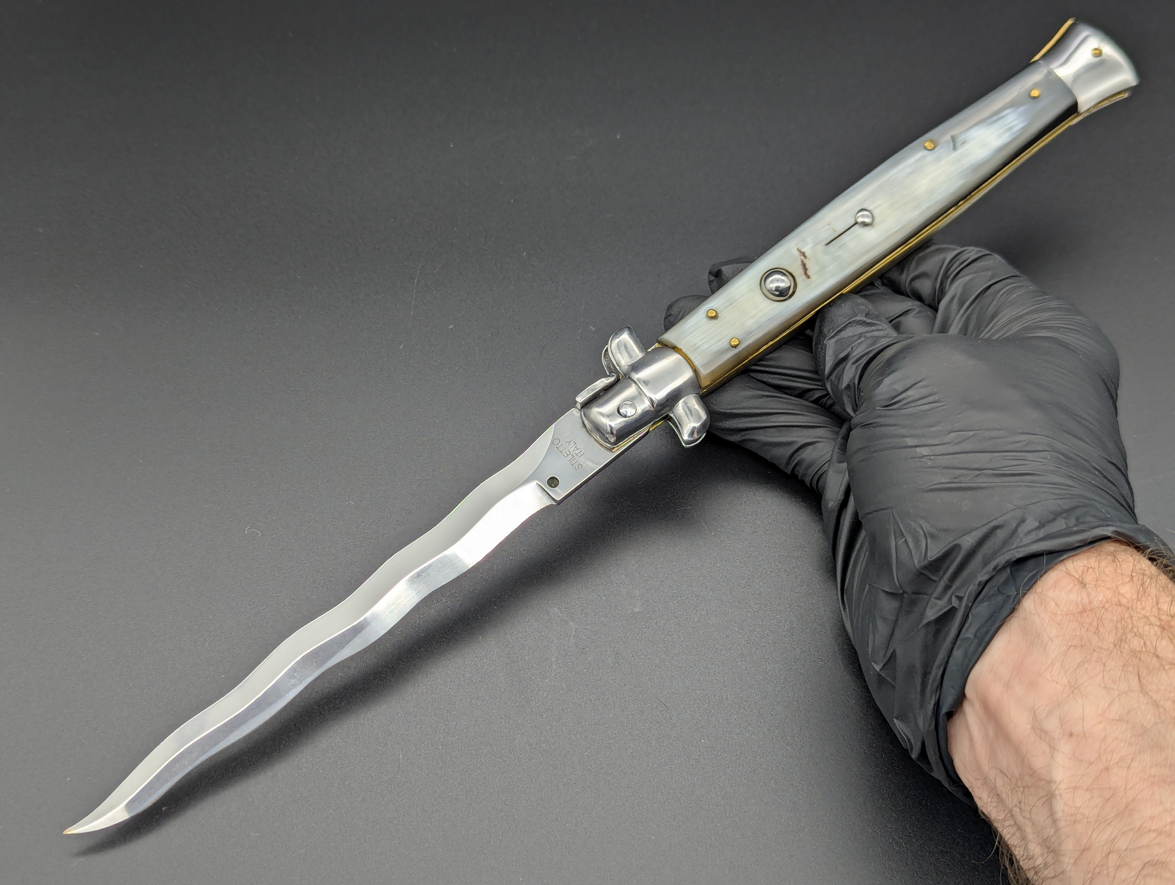 Field Switchblade ITALIAN SWITCHBLADE KNIVES – LIGHTNING OTF KNIVES