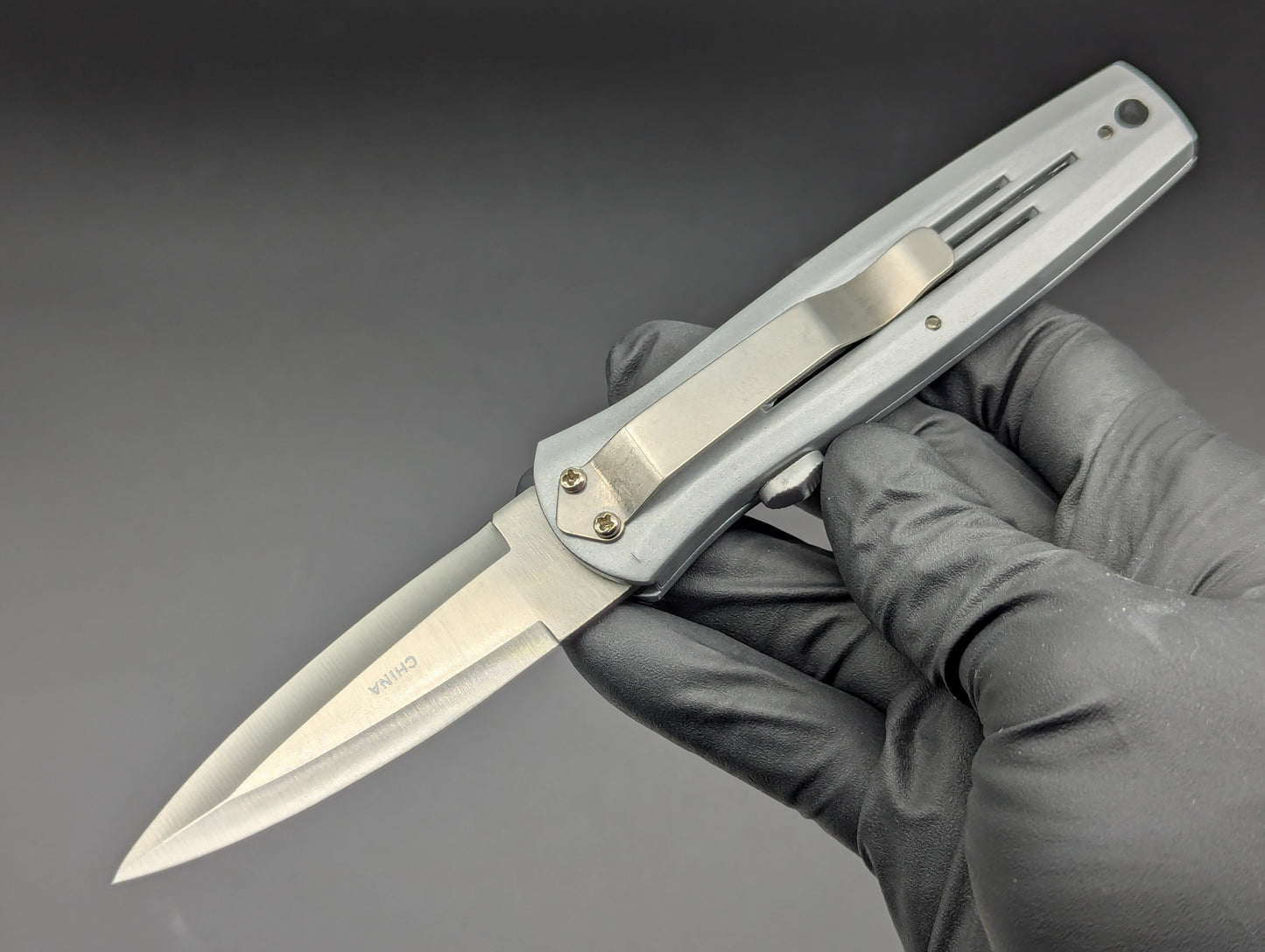 NOS SILVER EAGLE AUTOMATIC KNIFE w/ SAFETY