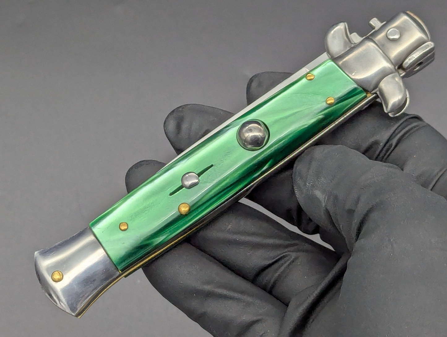8" D.E.S. GARANTIE GREEN PEARLEX ITALIAN STILETTO