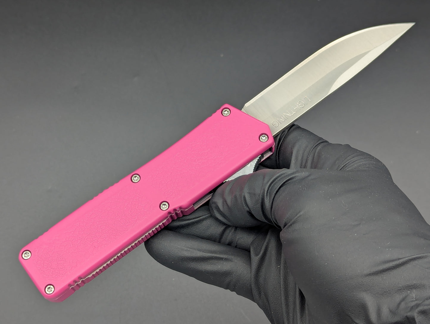 PINK LIGHTNING OTF STAINLESS PLAIN DROP POINT BLADE