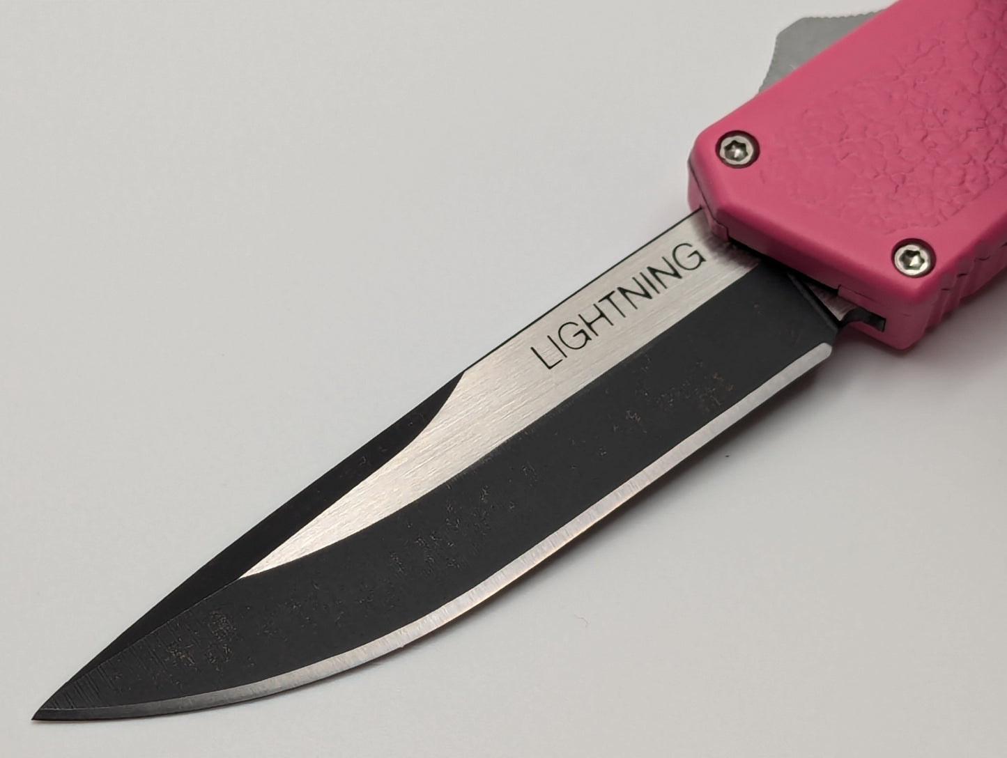 PINK LIGHTNING OTF 2-TONE DROP POINT BLADE