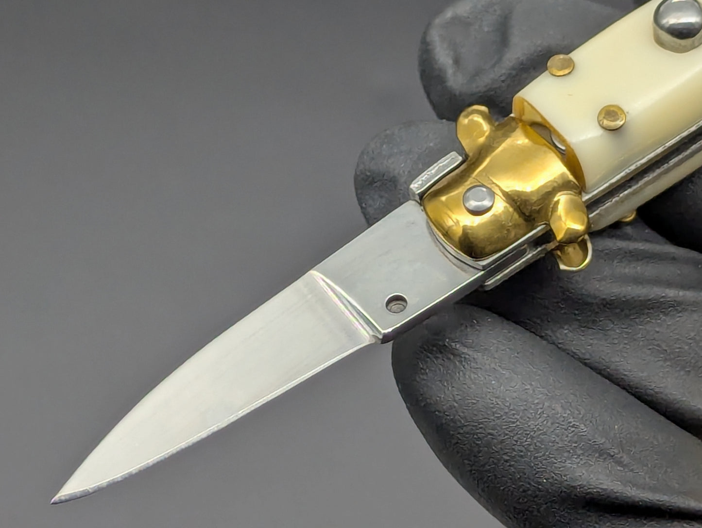 MINI JUMBO FAUX IVORY SWITCHBLADE KEYRING