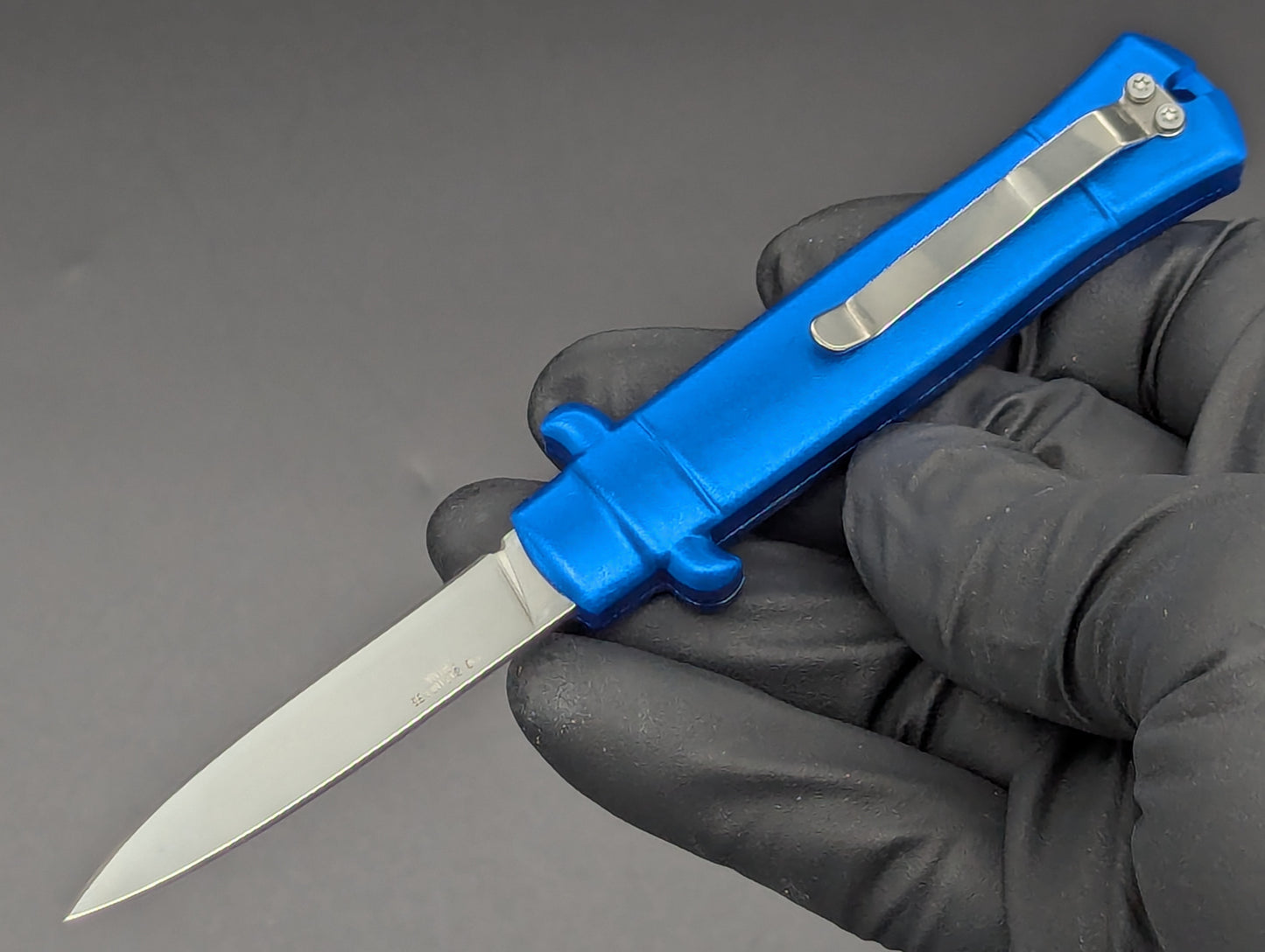 BLUE MINI D/A STILETTO OTF KNIFE