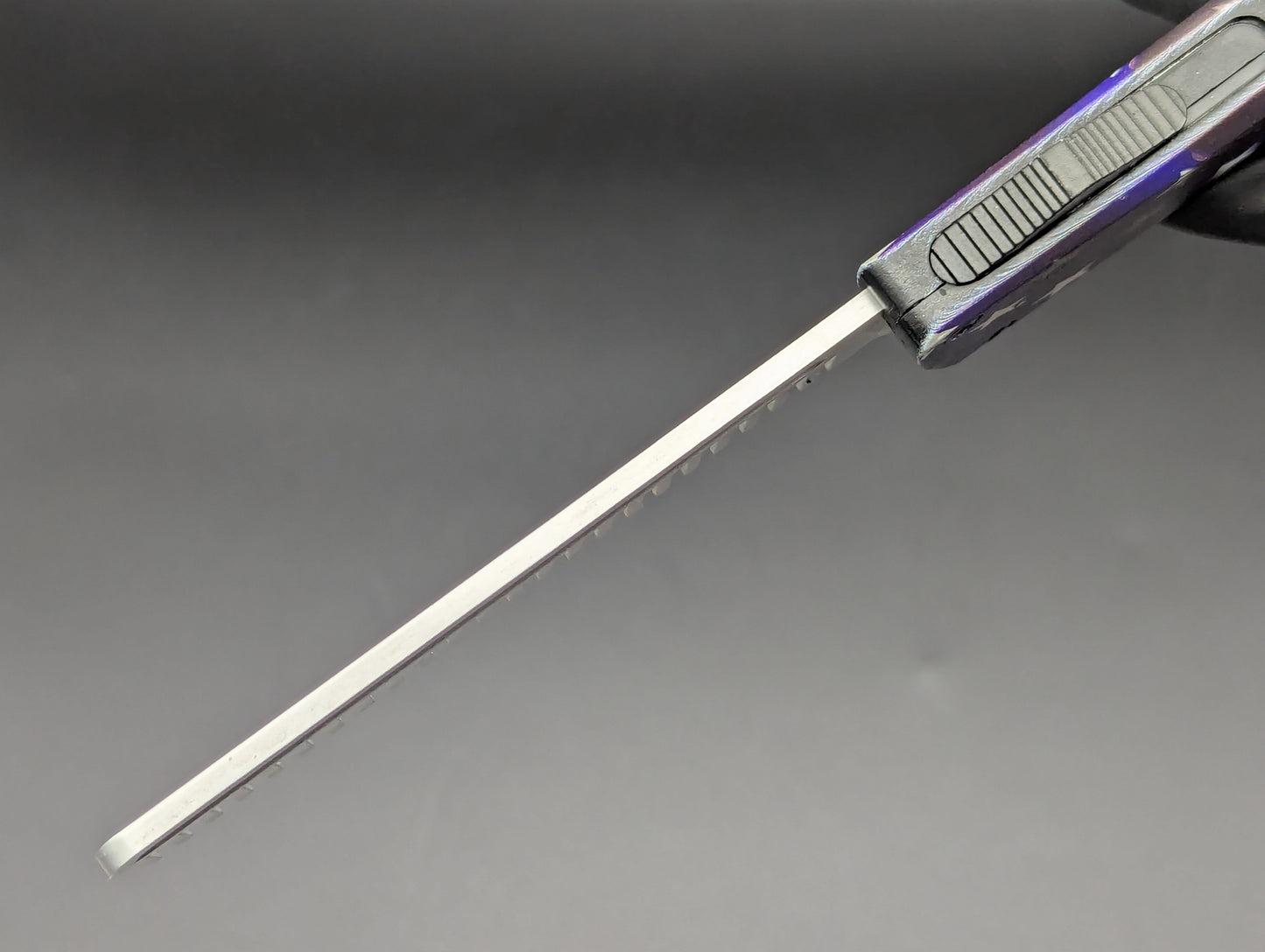 9.5" AMERICAN EAGLE D/A OTF SWITCHBLADE COMB