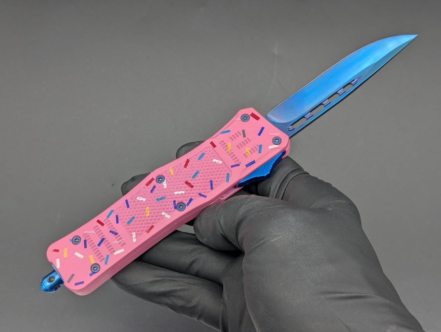 8.25" PINK SPRINKLE DONUT D/A AUTOMATIC OPENING OTF KNIFE