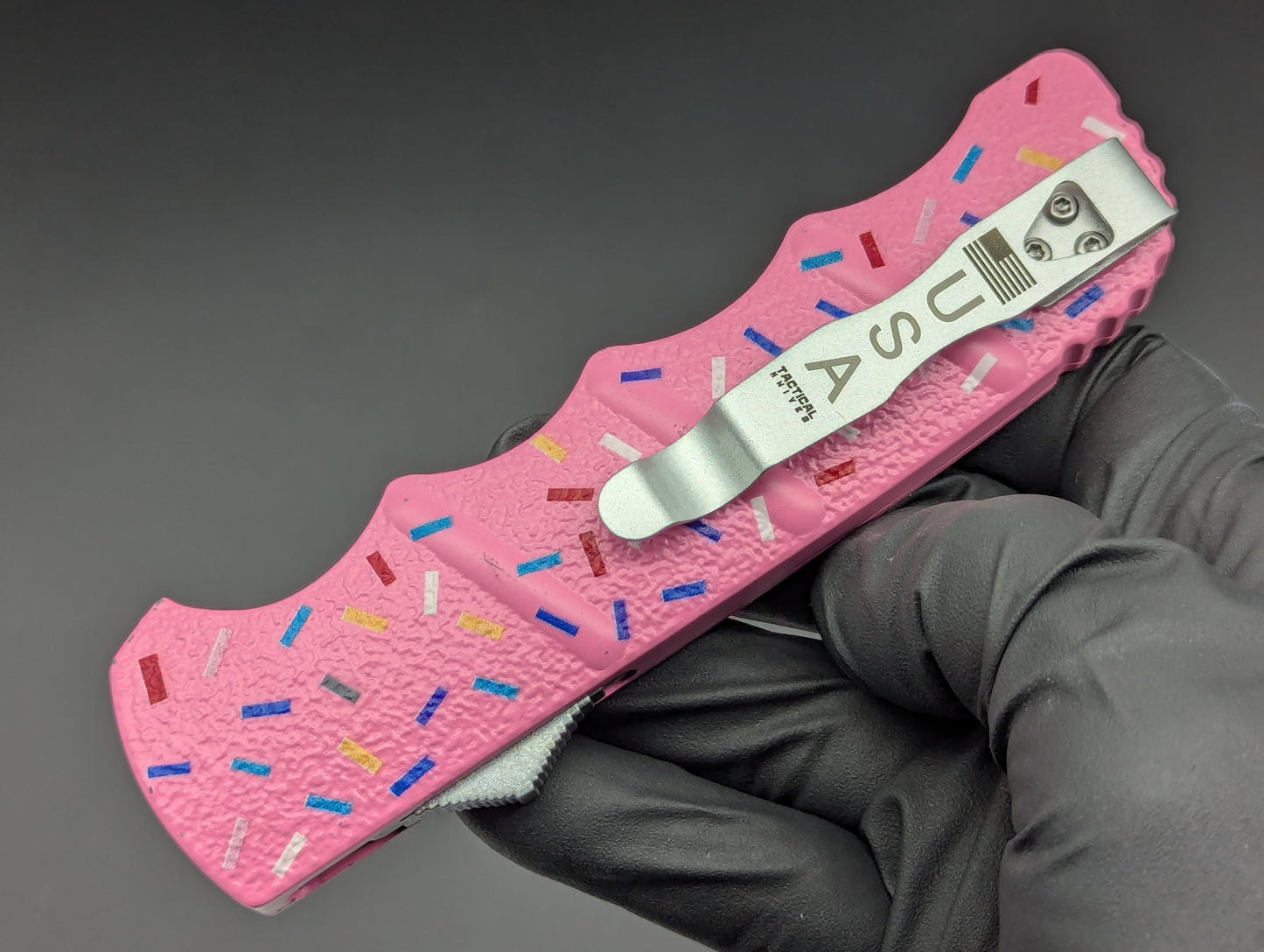 PINK SPRINKLED DONUT CLIP POINT D/A OTF KNIFE