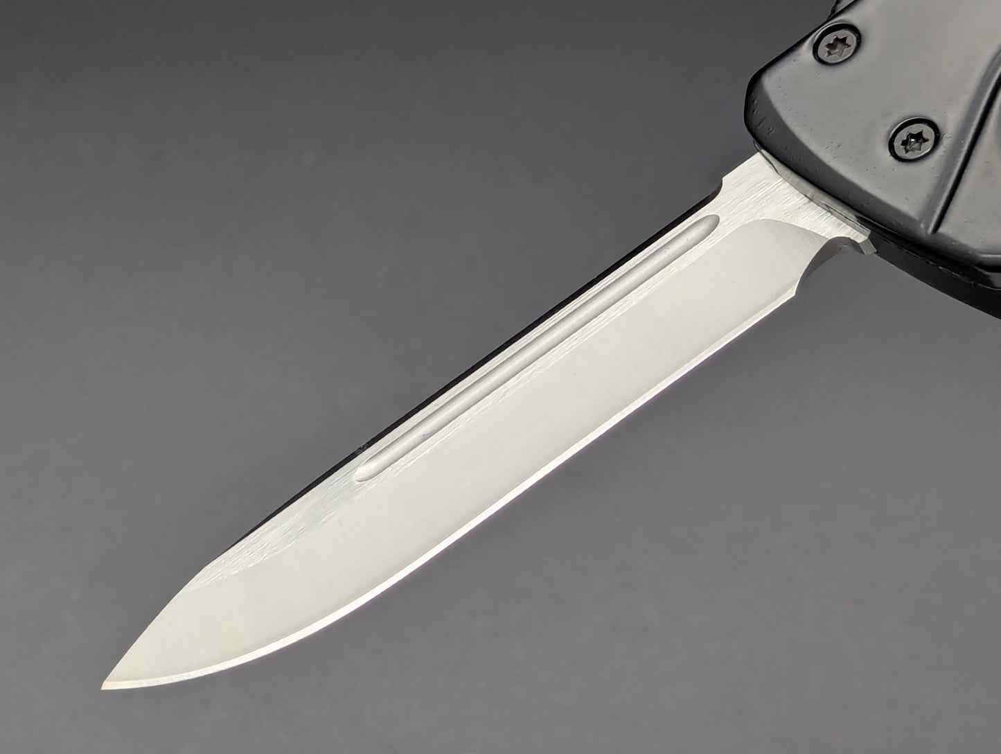 BLACK SFK GLASS BREAKER D/A OTF KNIFE DROP POINT