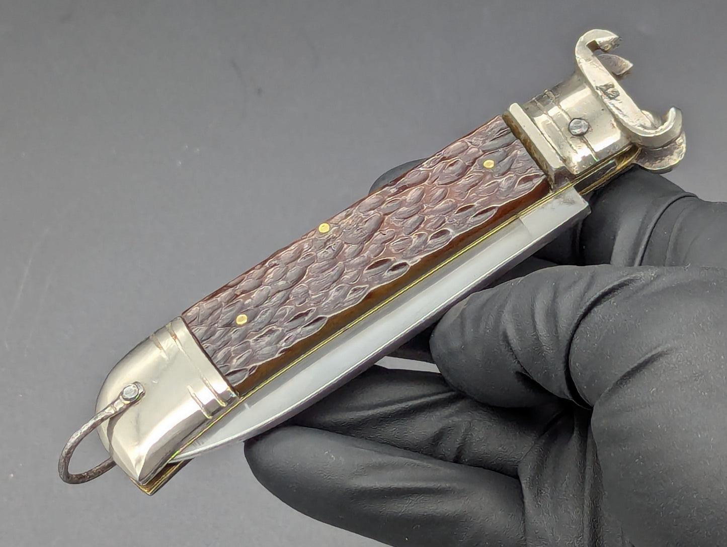 Italian VIRGINIA Shot Shell Puller Leverlock Switchblade Knife