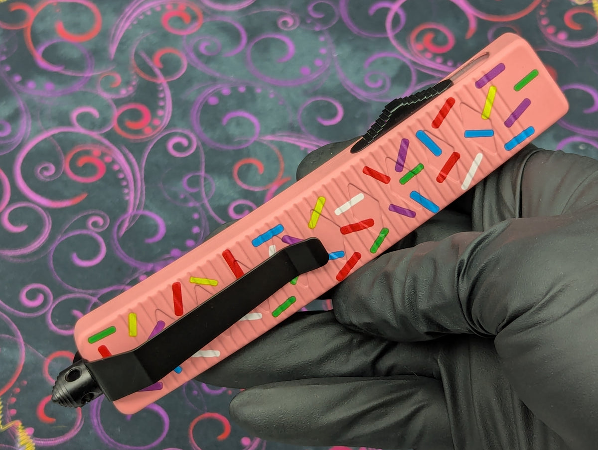 9" CURVED BLUE TANTO PINK SPRINKLE D/A OTF KNIFE