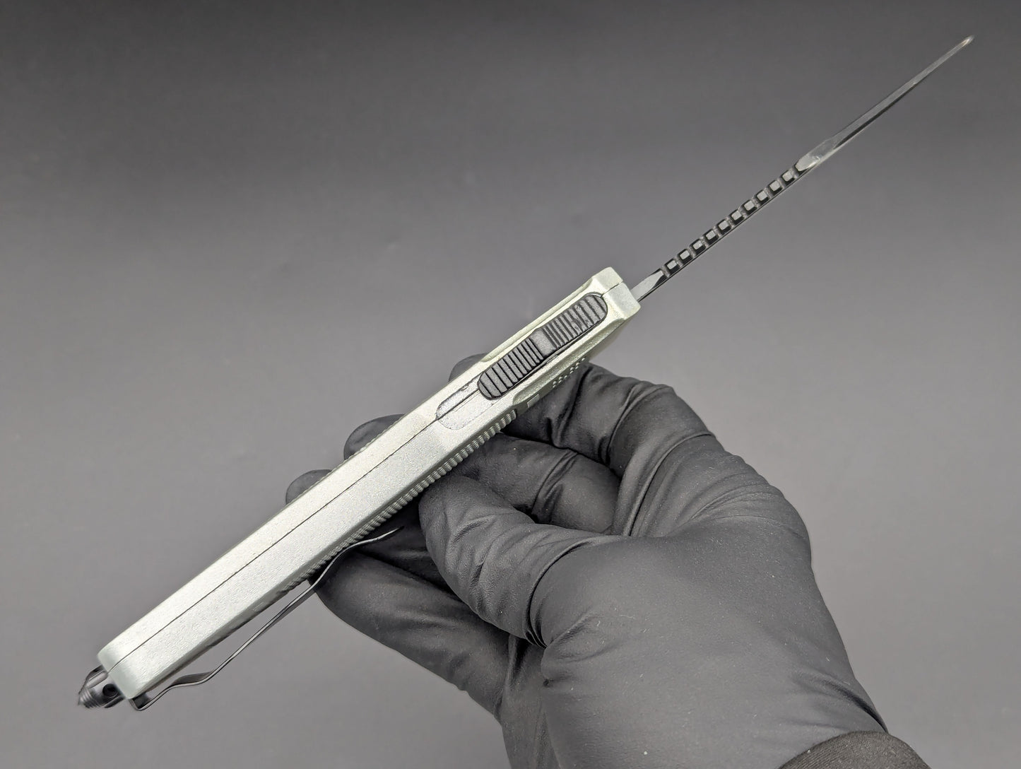 SILVER SHADOW D/A OTF KNIFE RAMBO CLIP