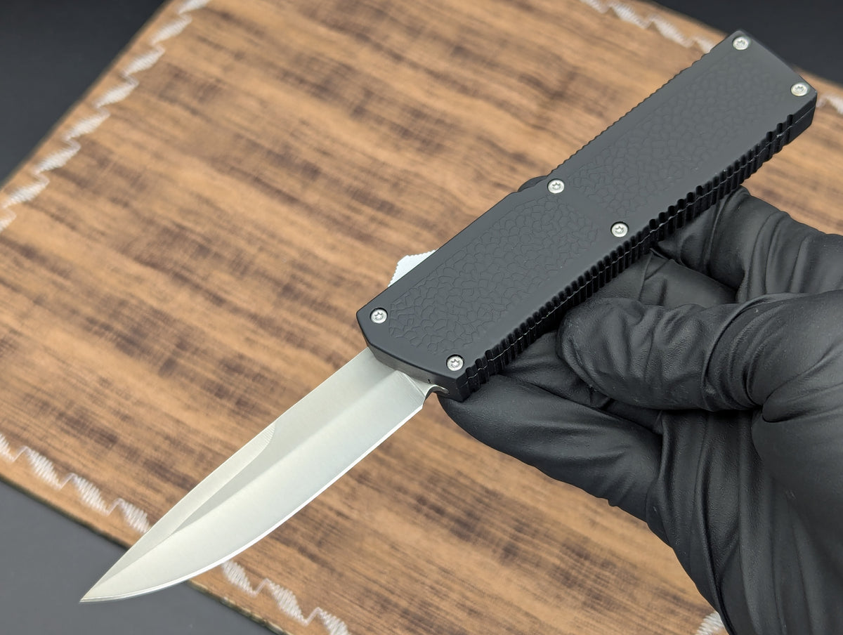 BLACK LIGHTNING 2.0 D/A OTF KNIFE DROP POINT PLAIN