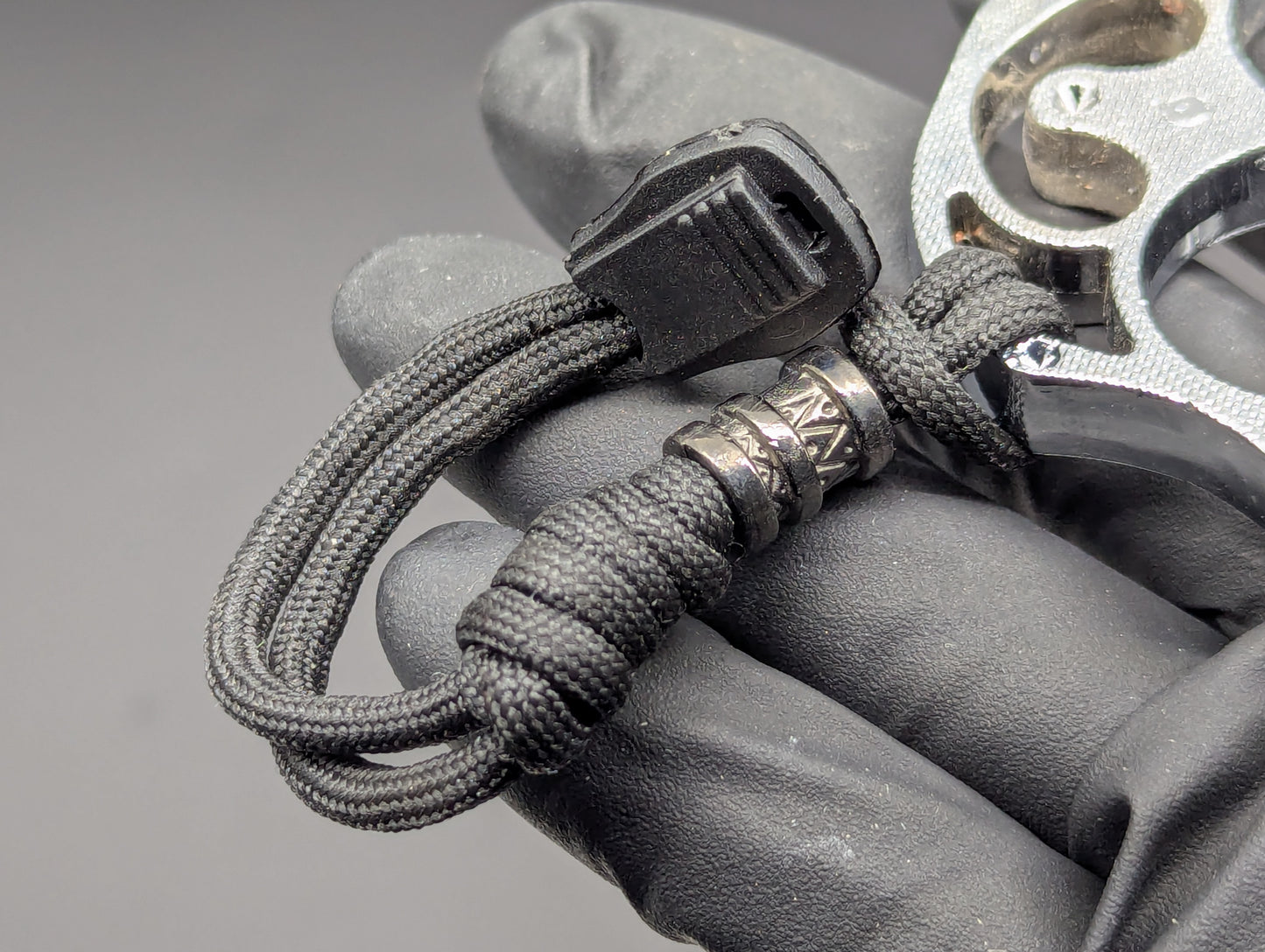 SMALL 2FK KNUCKLE DUSTER w/ LANYARD