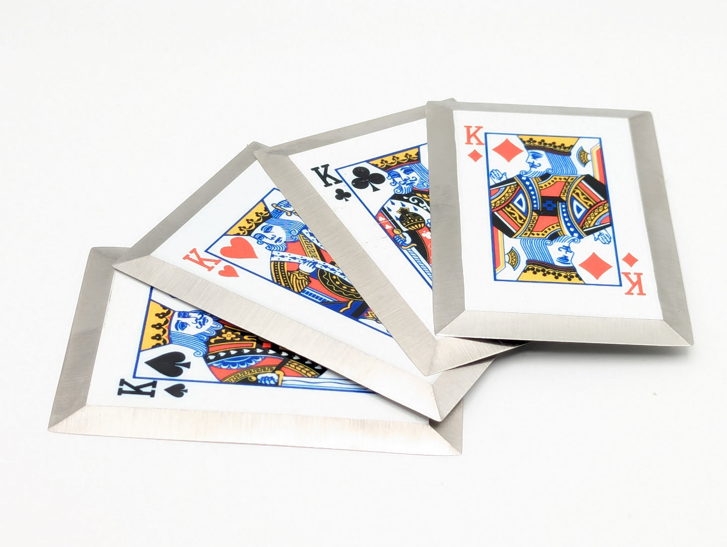 4 PC KINGS NINJA SHURIKEN THROWING CARD SET