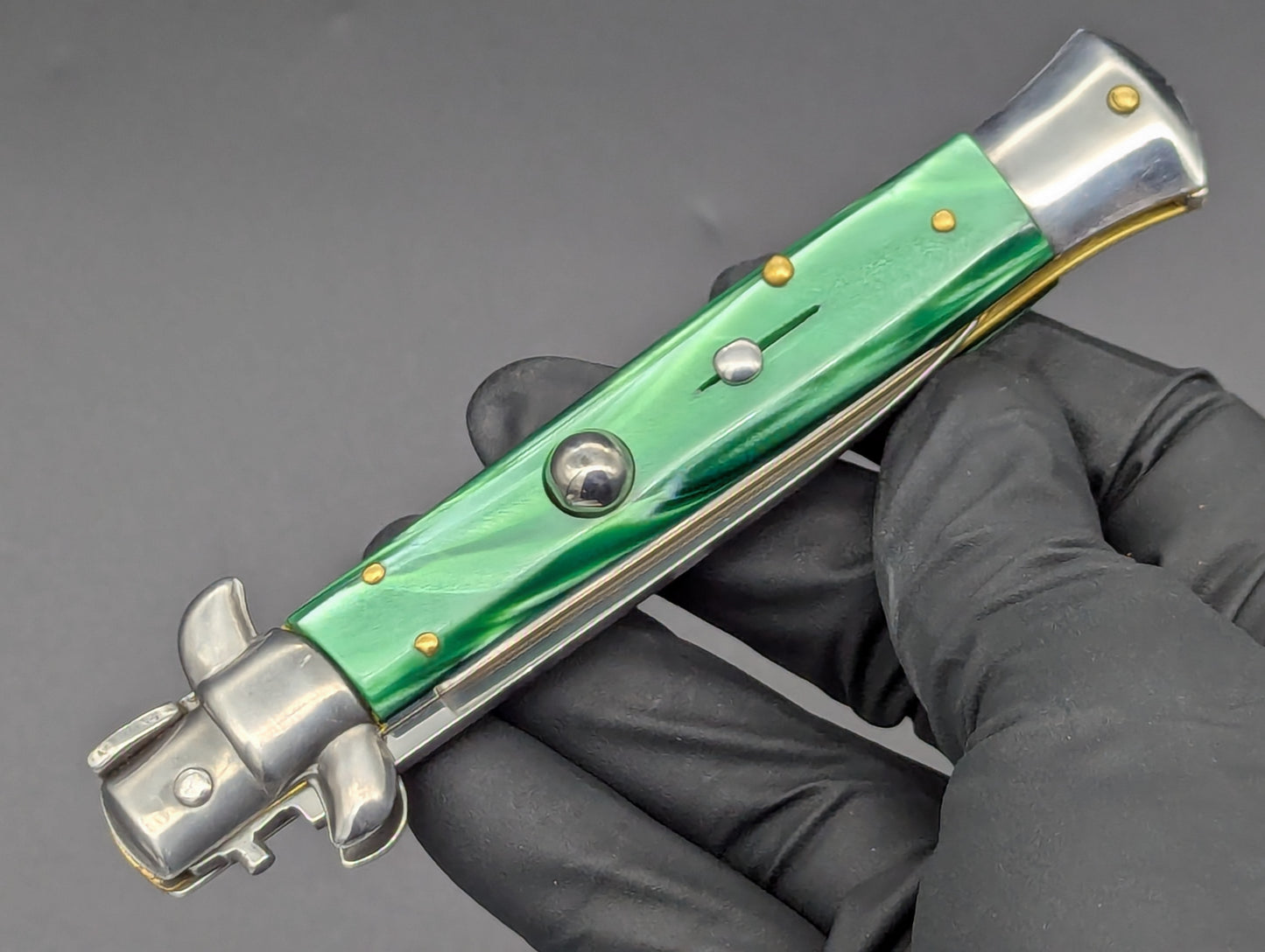 8" D.E.S. GARANTIE GREEN PEARLEX ITALIAN STILETTO