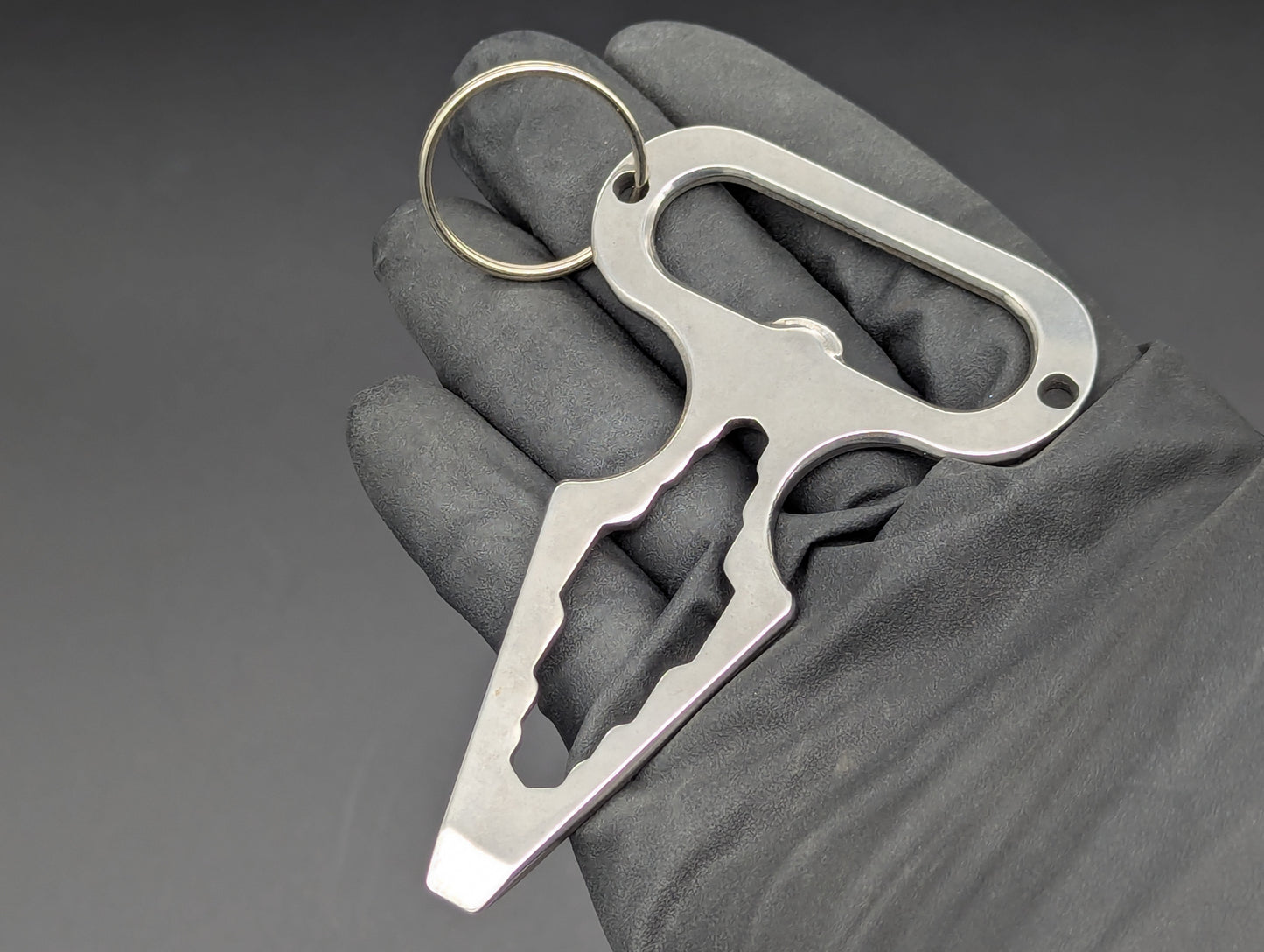 STAINLESS STEEL PUSH PRY MULTI TOOL