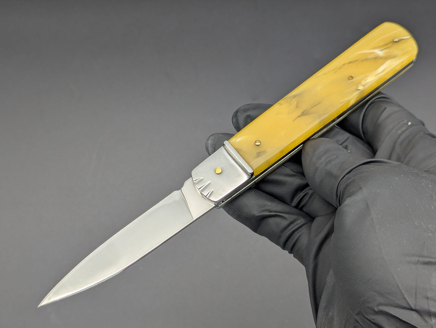 7.5" FAUX HORN CLASSIC AUTOMATIC LEVERLOCK KNIFE