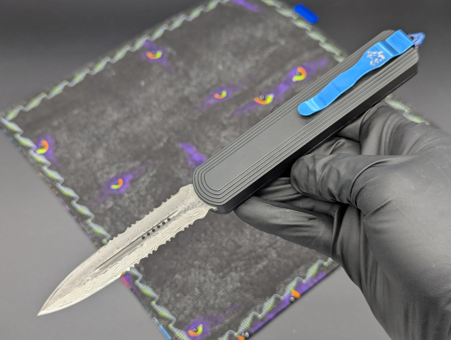 9.25" DAMASCUS DUAL ACTION OTF KNIFE D/E SERR. BLUE HARDWARE