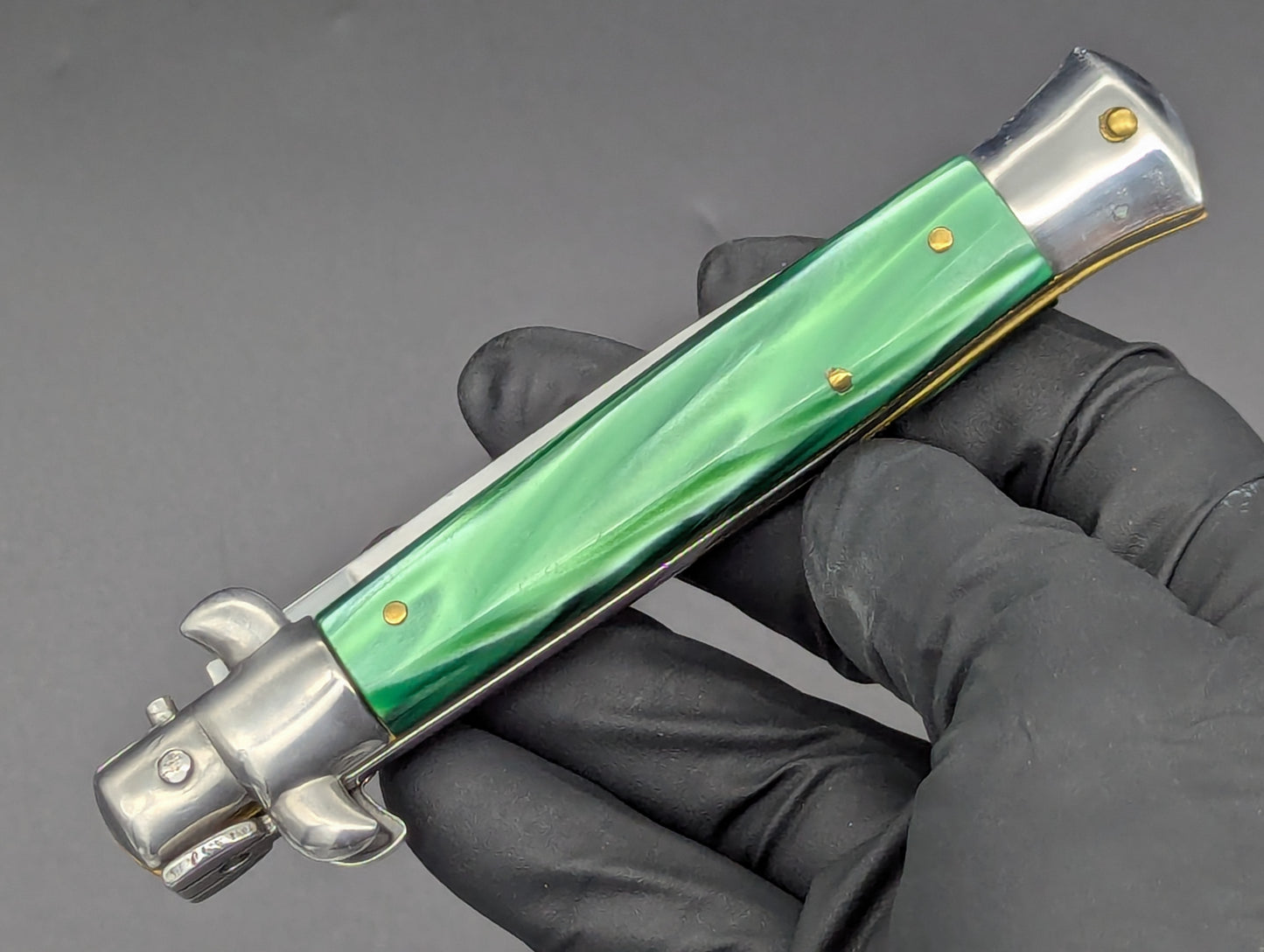 8" D.E.S. GARANTIE GREEN PEARLEX ITALIAN STILETTO