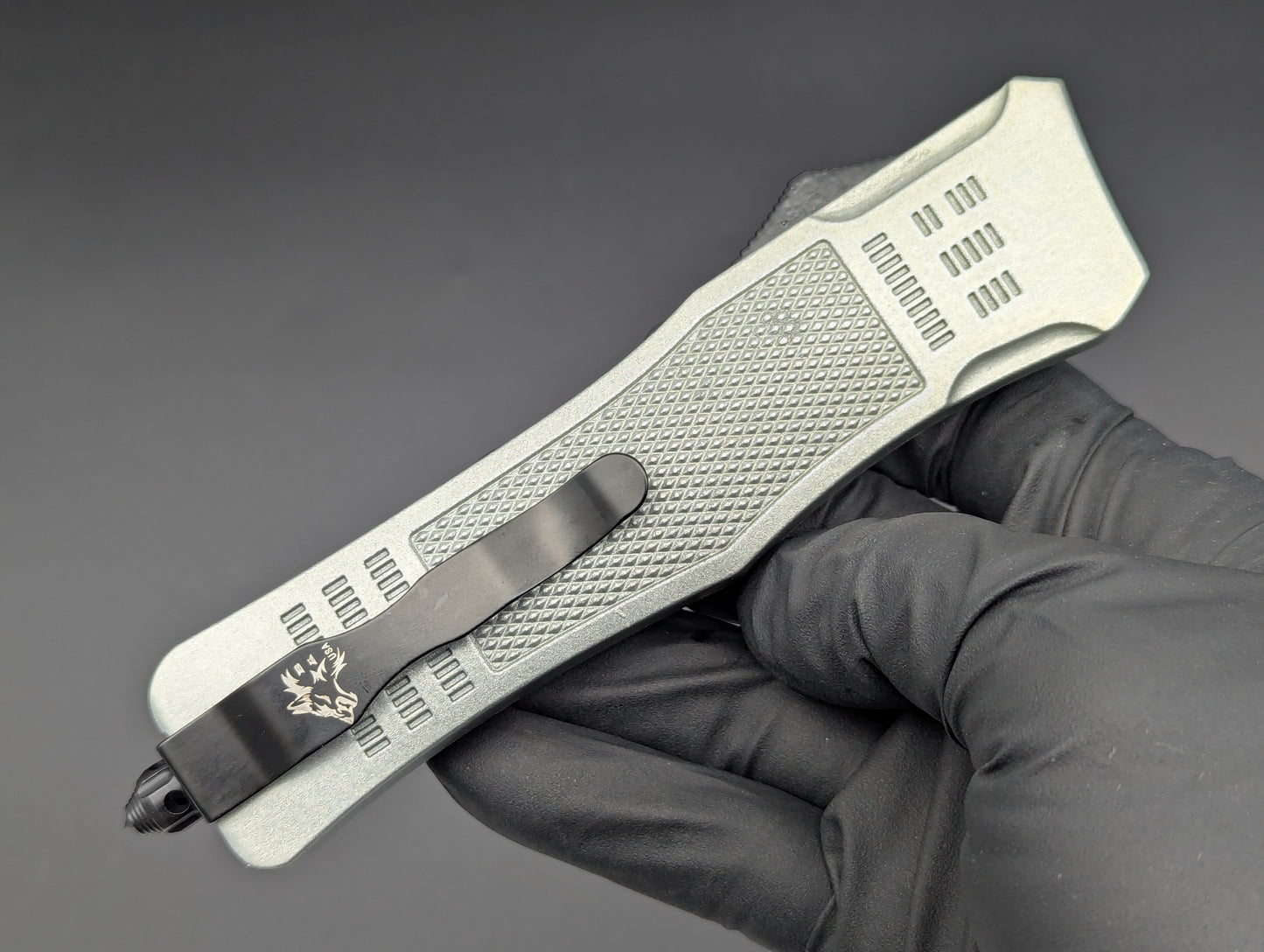 SILVER SHADOW D/A OTF KNIFE RAMBO CLIP