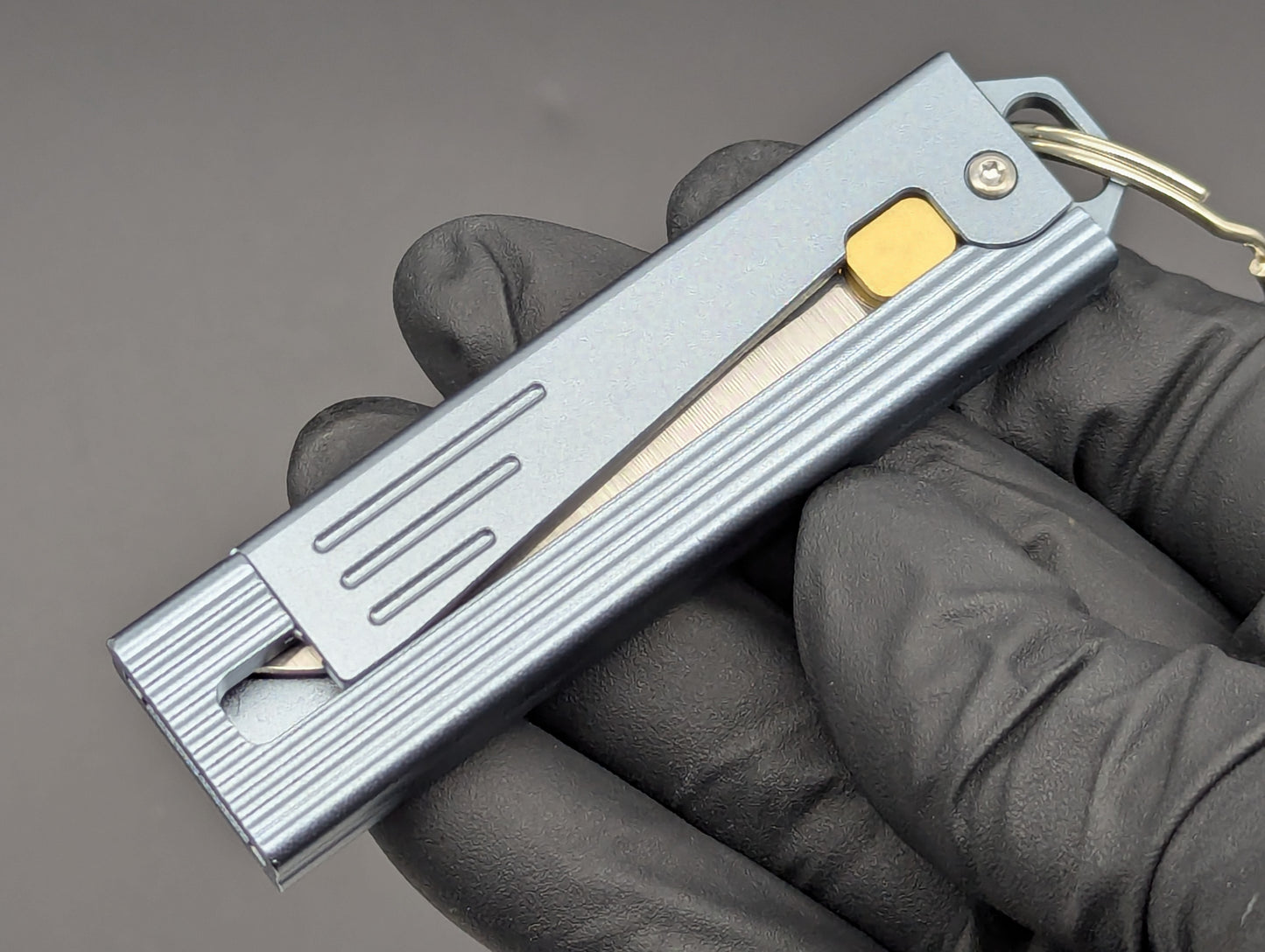 EDC D2 KEYRING GRAVITY UTILITY KNIFE GREY