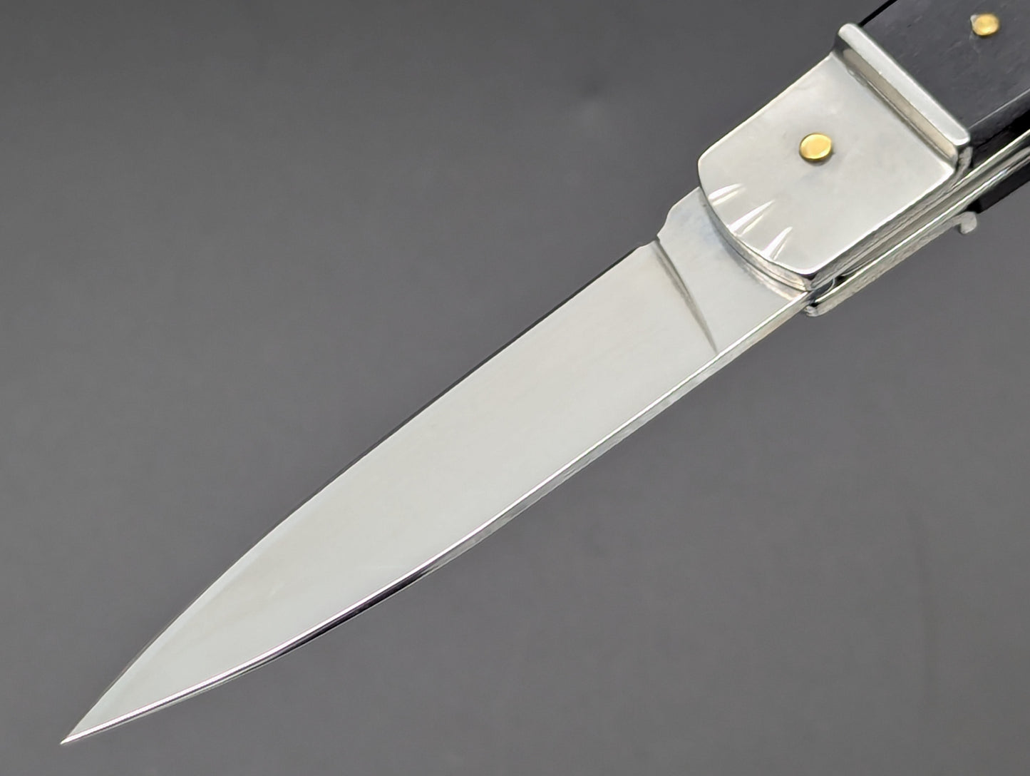 7.5" BLACK WOOD CLASSIC AUTOMATIC LEVERLOCK KNIFE
