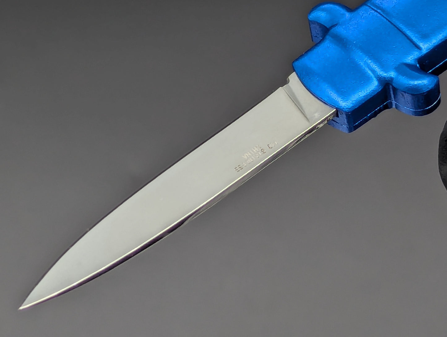 BLUE MINI D/A STILETTO OTF KNIFE