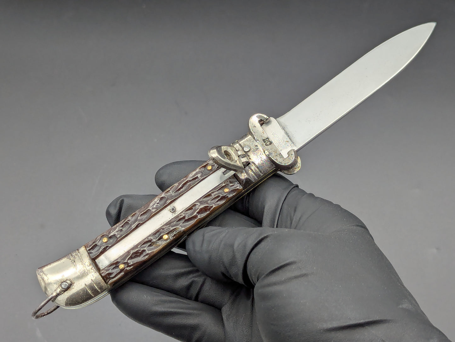 Italian VIRGINIA Shot Shell Puller Leverlock Switchblade Knife