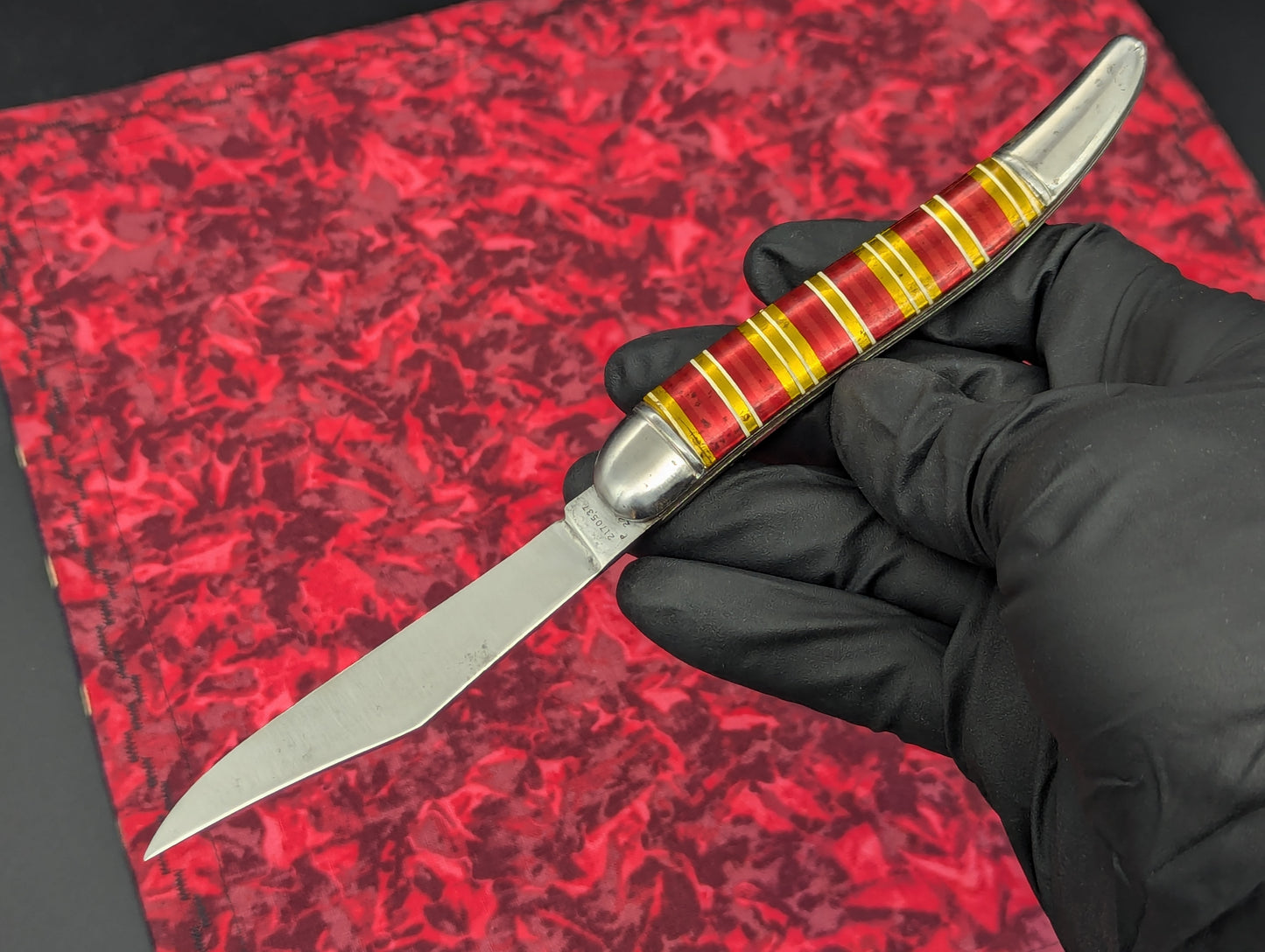 ANTIQUE IMPERIAL USA CANDYSTRIPE SWITCHBLADE KNIFE