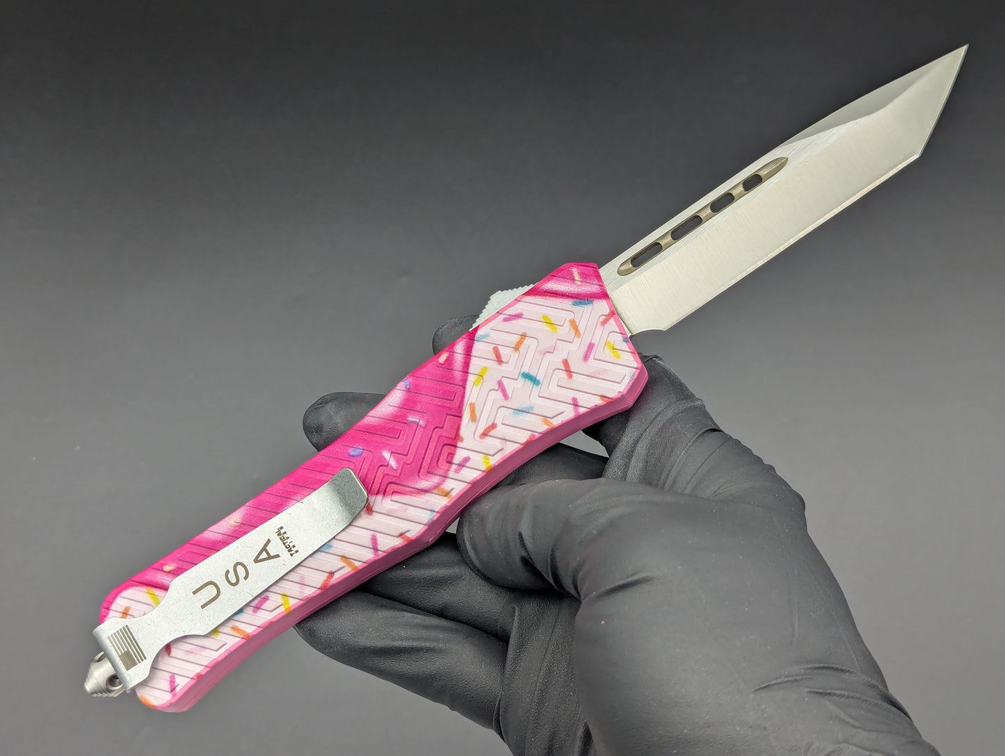 STRAWBERRY DRIP ICE CREAM SPRINKLES D/A OTF KNIFE