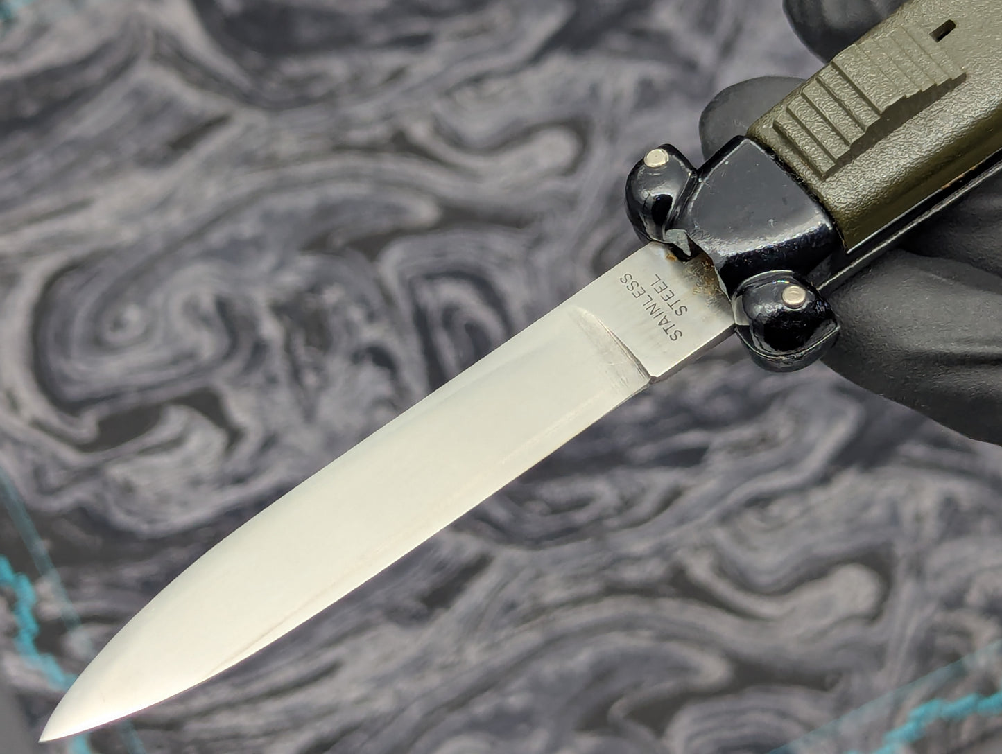 VINTAGE 1980's NATO MILITARY OTF KNIFE BUNNY EAR DRAB GREEN